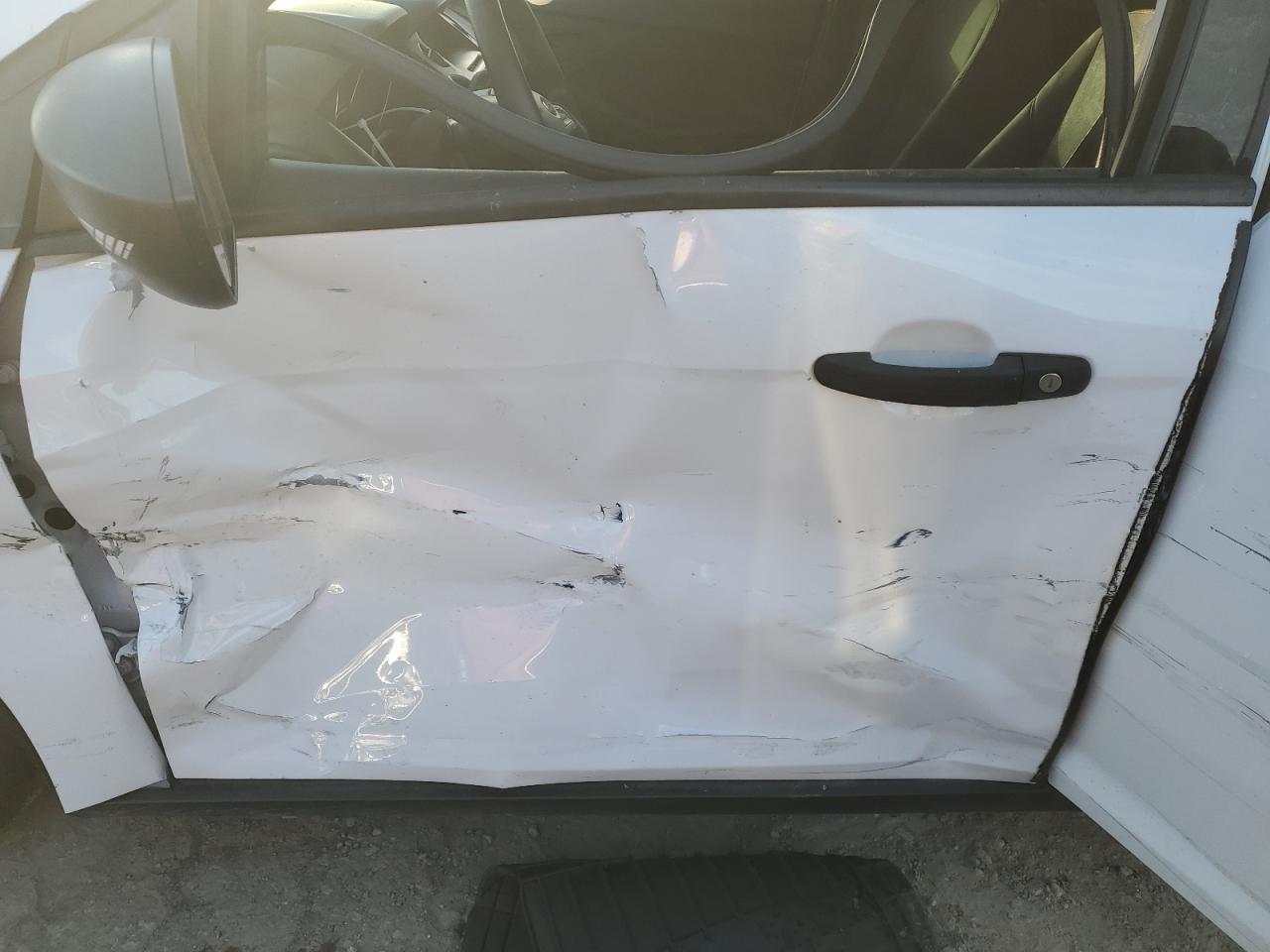 2017 Ford Focus VIN 1FADP3E29HL340479 Copart auction photo, all over / minor dent/scratches damage thumbnail 7