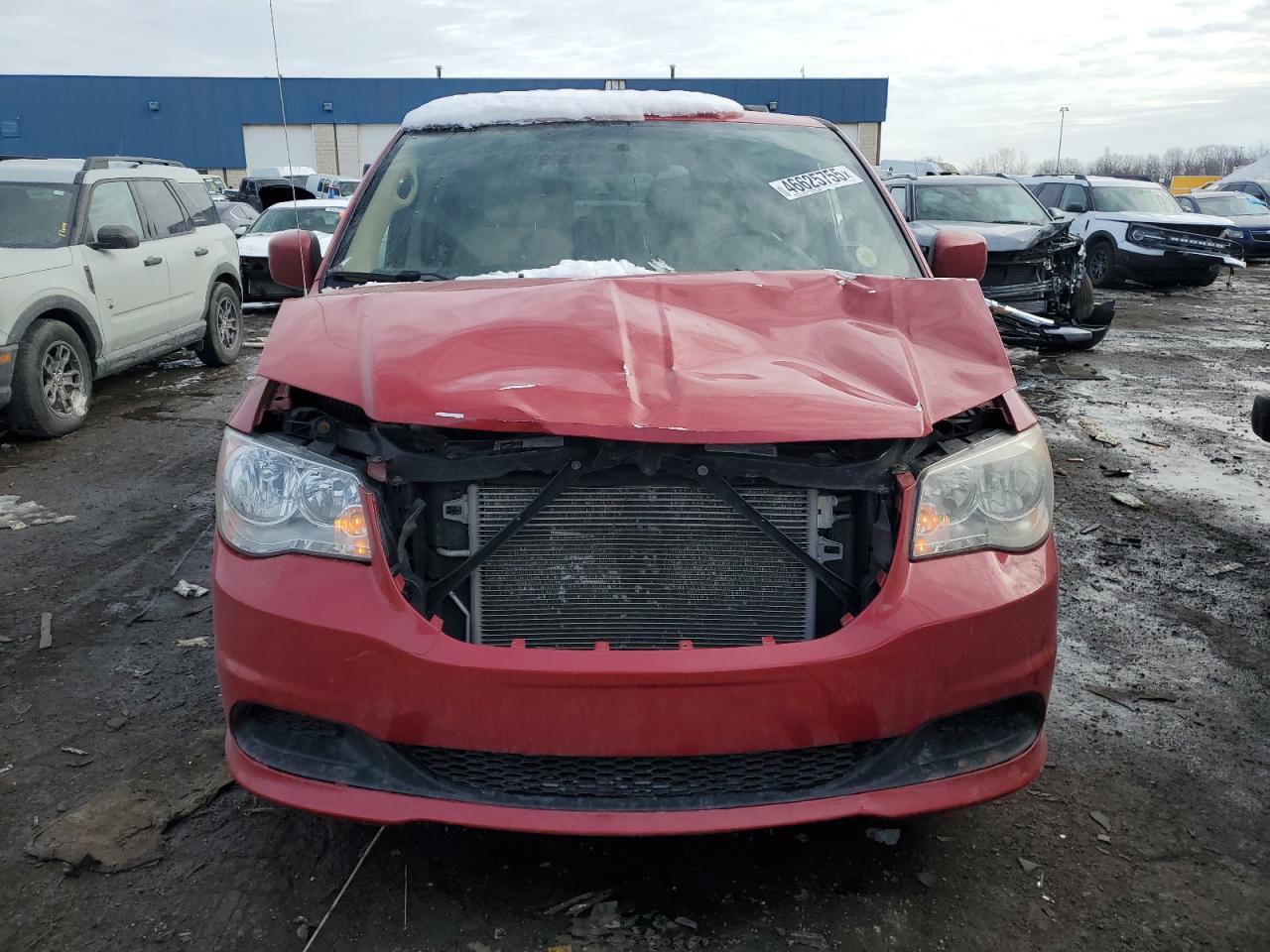 2014 Dodge Caravan VIN 2C4RDGCGXER120320 Copart auction photo, front end damage thumbnail 5