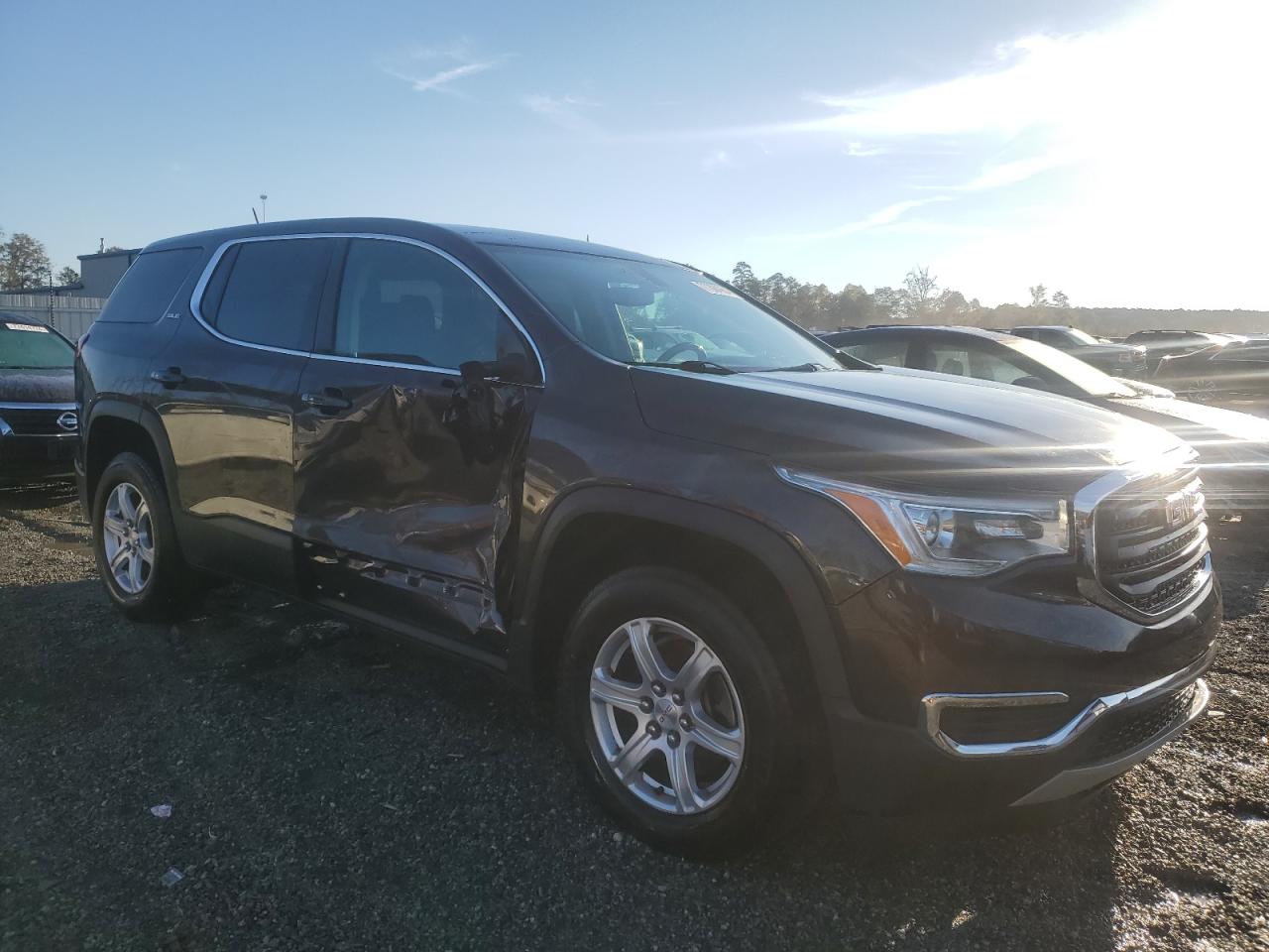 2017 GMC Acadia VIN 1GKKNKLA7HZ159295 Copart auction photo, side / minor dent/scratches damage thumbnail 4