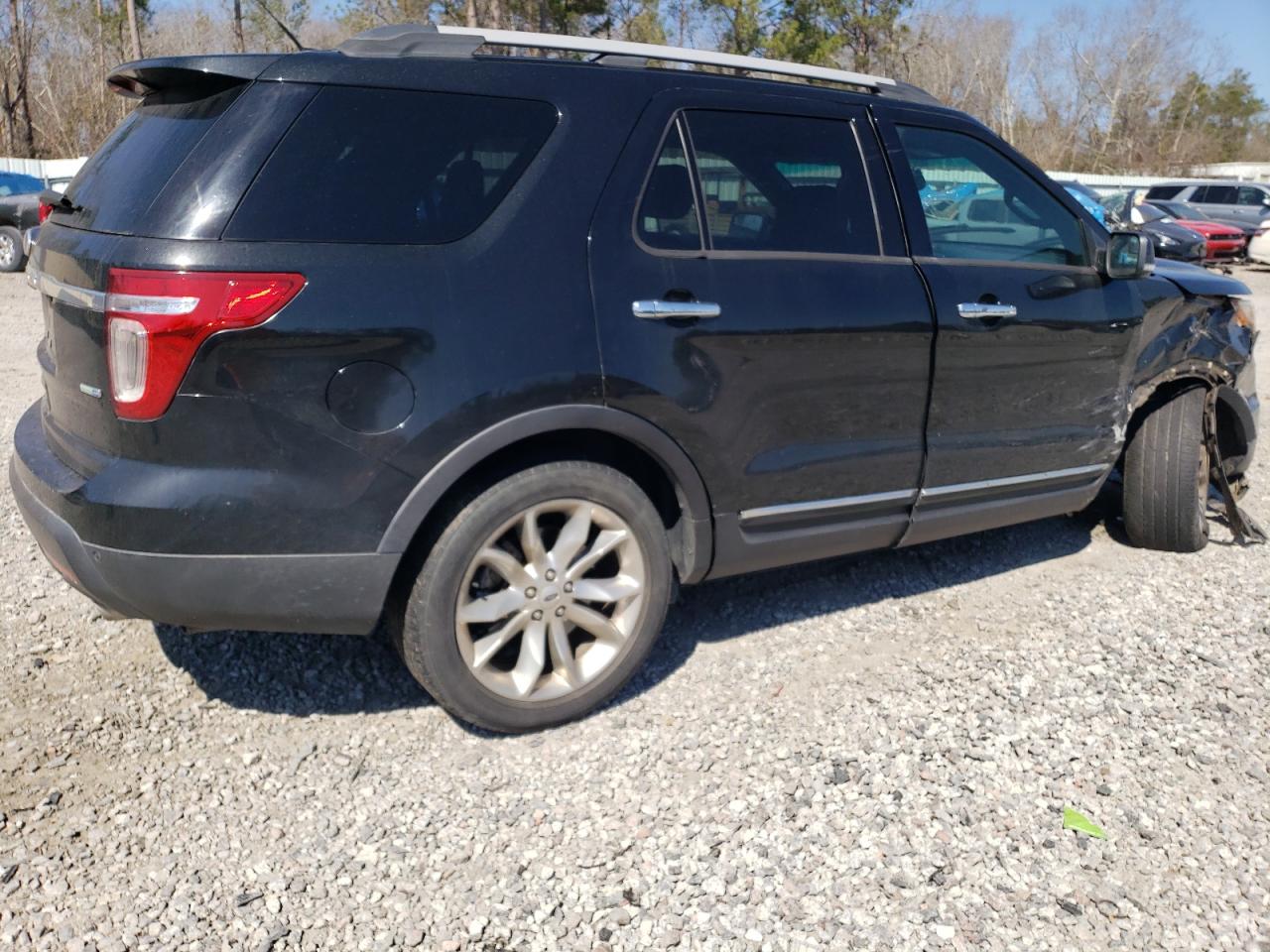 2014 Ford Explorer VIN 1FM5K8F80EGA87730 Copart auction photo, front end / side damage thumbnail 3