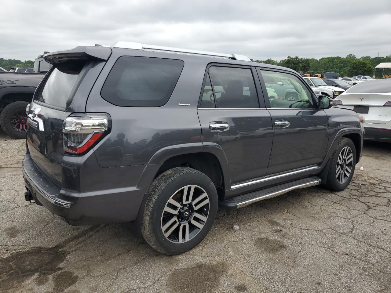2021 Toyota 4Runner VIN JTEKU5JR2M5847033 Copart auction photo, side / front end damage thumbnail 3