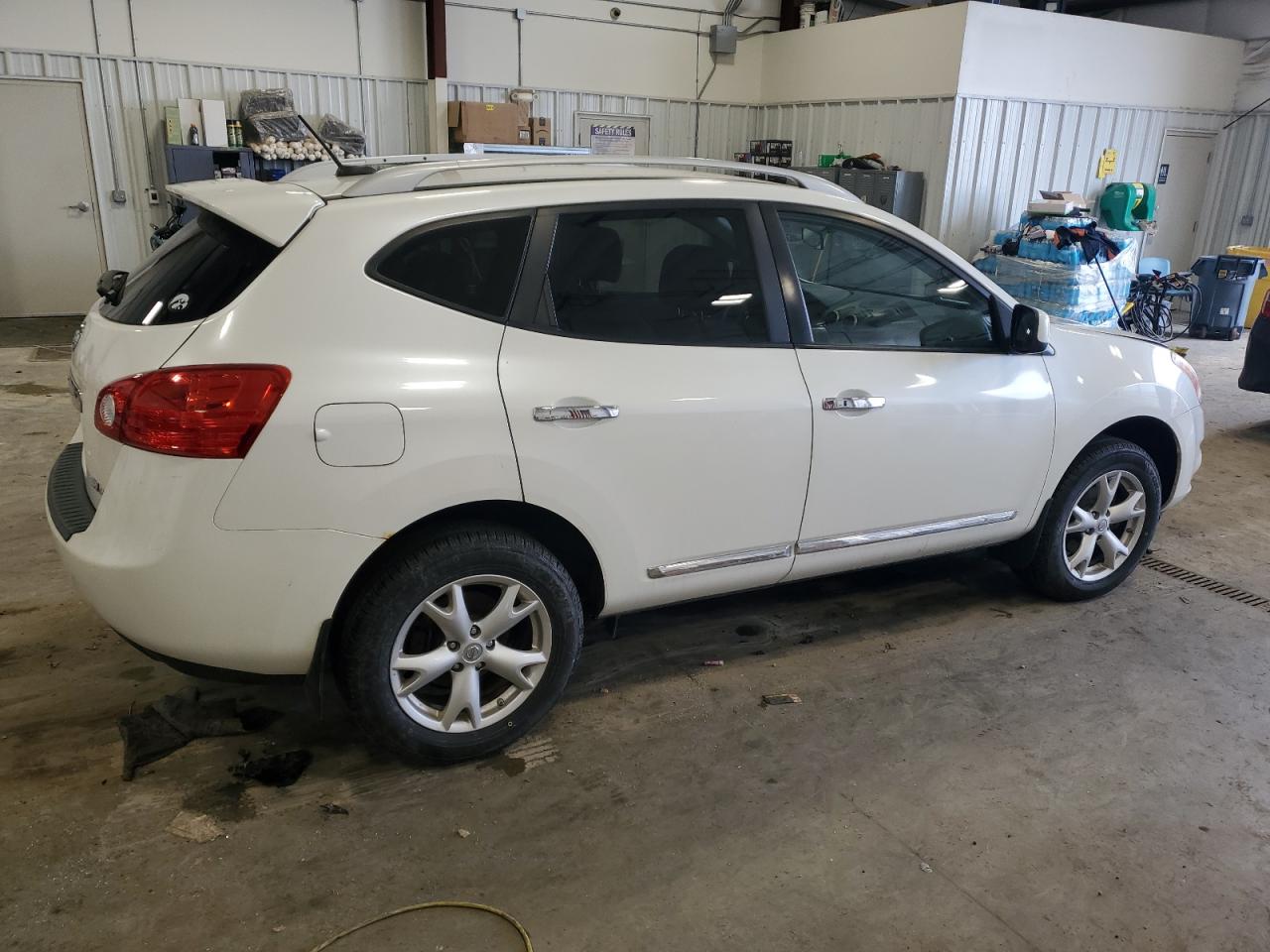 2011 Nissan Rogue VIN JN8AS5MV7BW288573 Copart auction photo, front end damage thumbnail 3