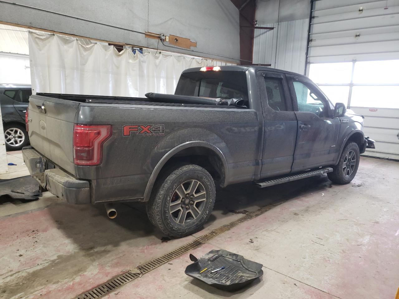 2015 Ford F-150 VIN 1FTEX1EP5FFC13030 Copart auction photo, front end damage thumbnail 3