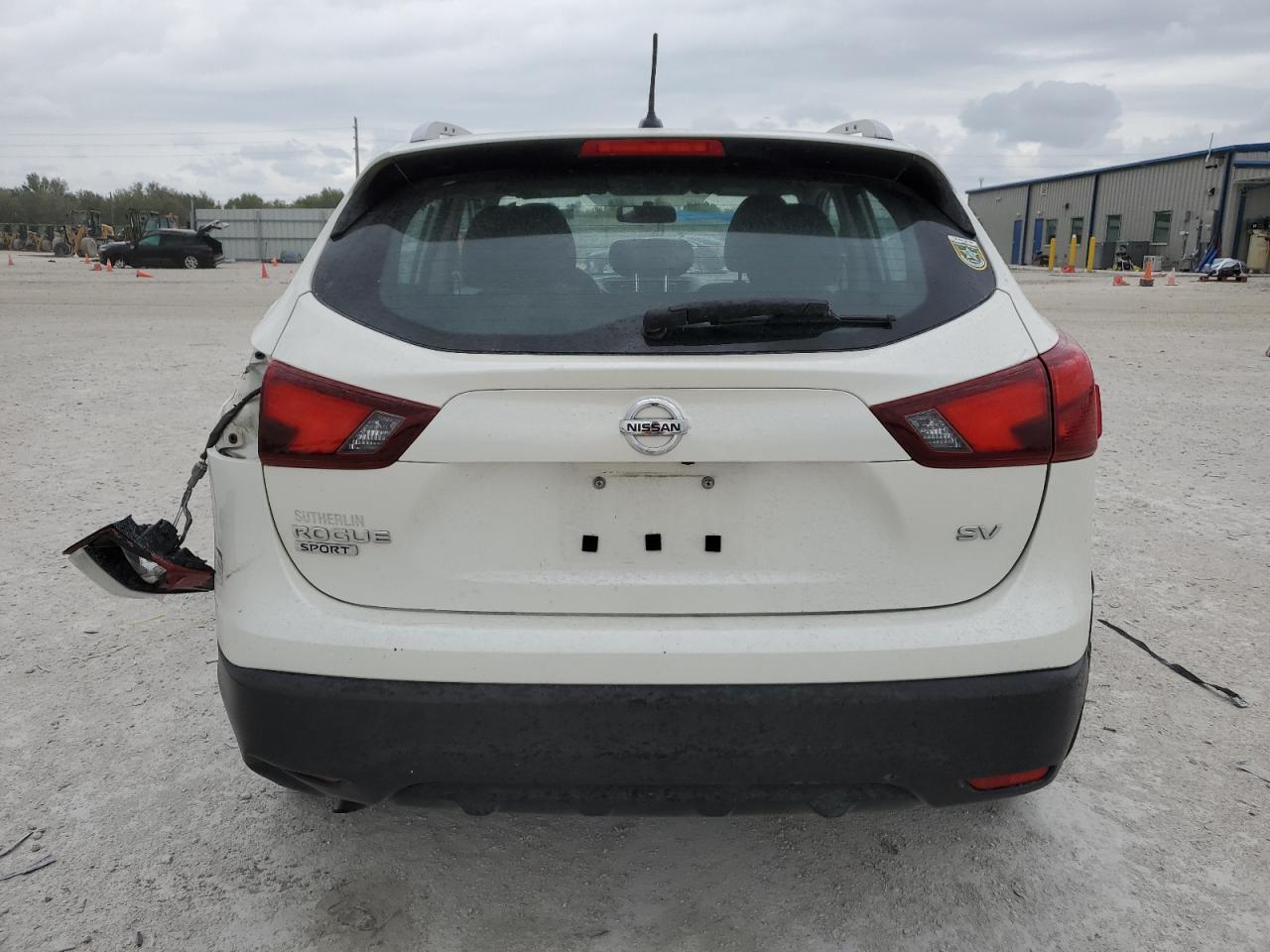 2017 Nissan Rogue VIN JN1BJ1CP0HW010611 Copart auction photo, side / rear end damage thumbnail 6