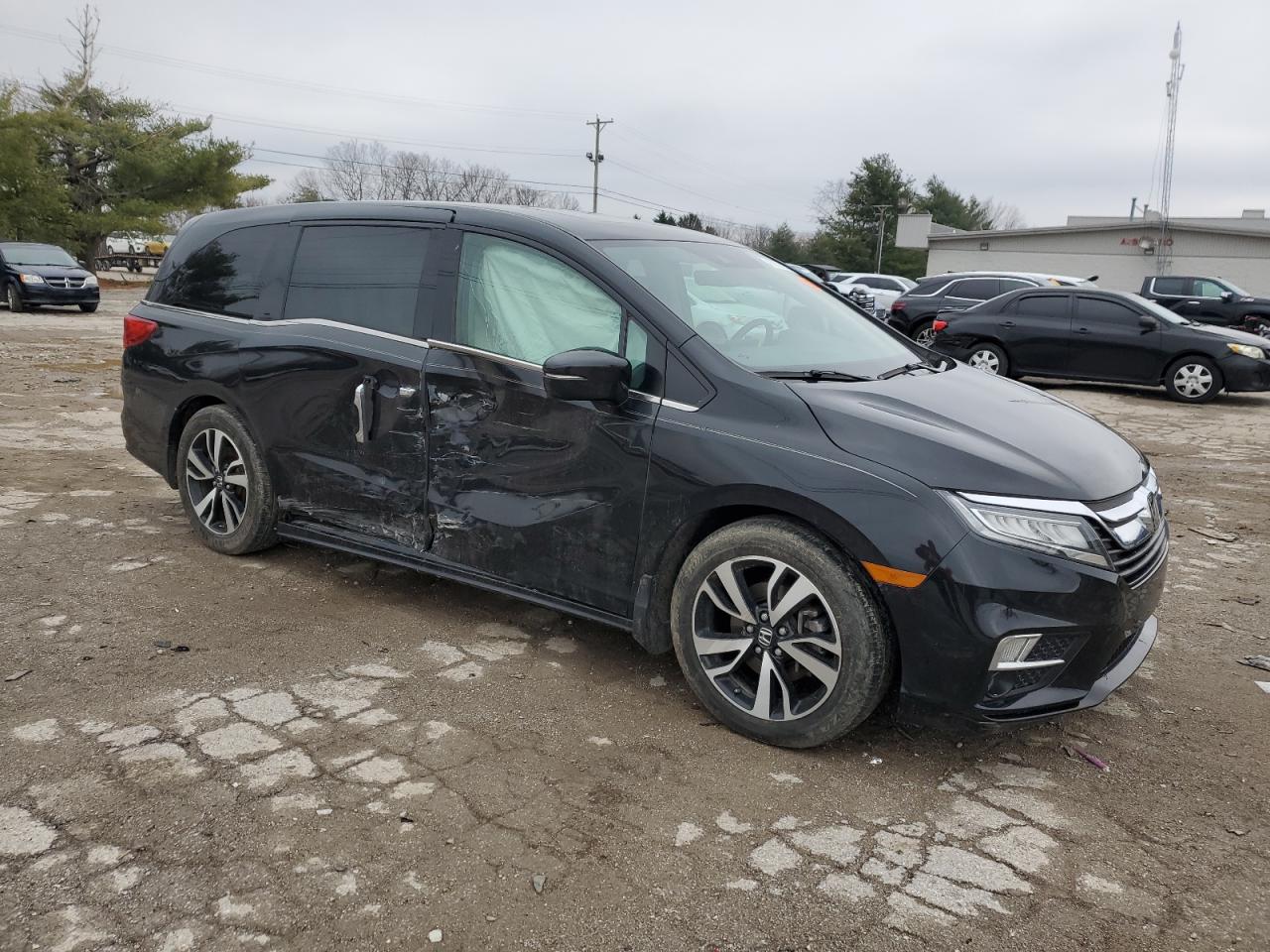 2018 Honda Odyssey VIN 5FNRL6H93JB038877 Copart auction photo, side / front end damage thumbnail 4