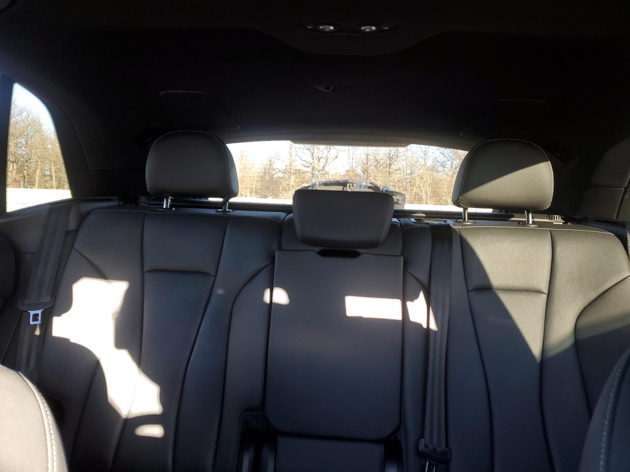 2021 Audi Q8 VIN WA1EVAF17MD020011 Copart auction photo, undercarriage / minor dent/scratches damage thumbnail 10