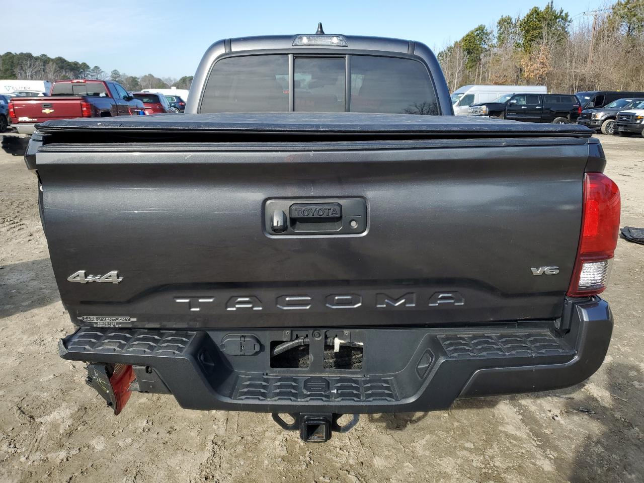 2022 Toyota Tacoma VIN 3TMCZ5ANXNM473533 Copart auction photo, rear end / front end damage thumbnail 6