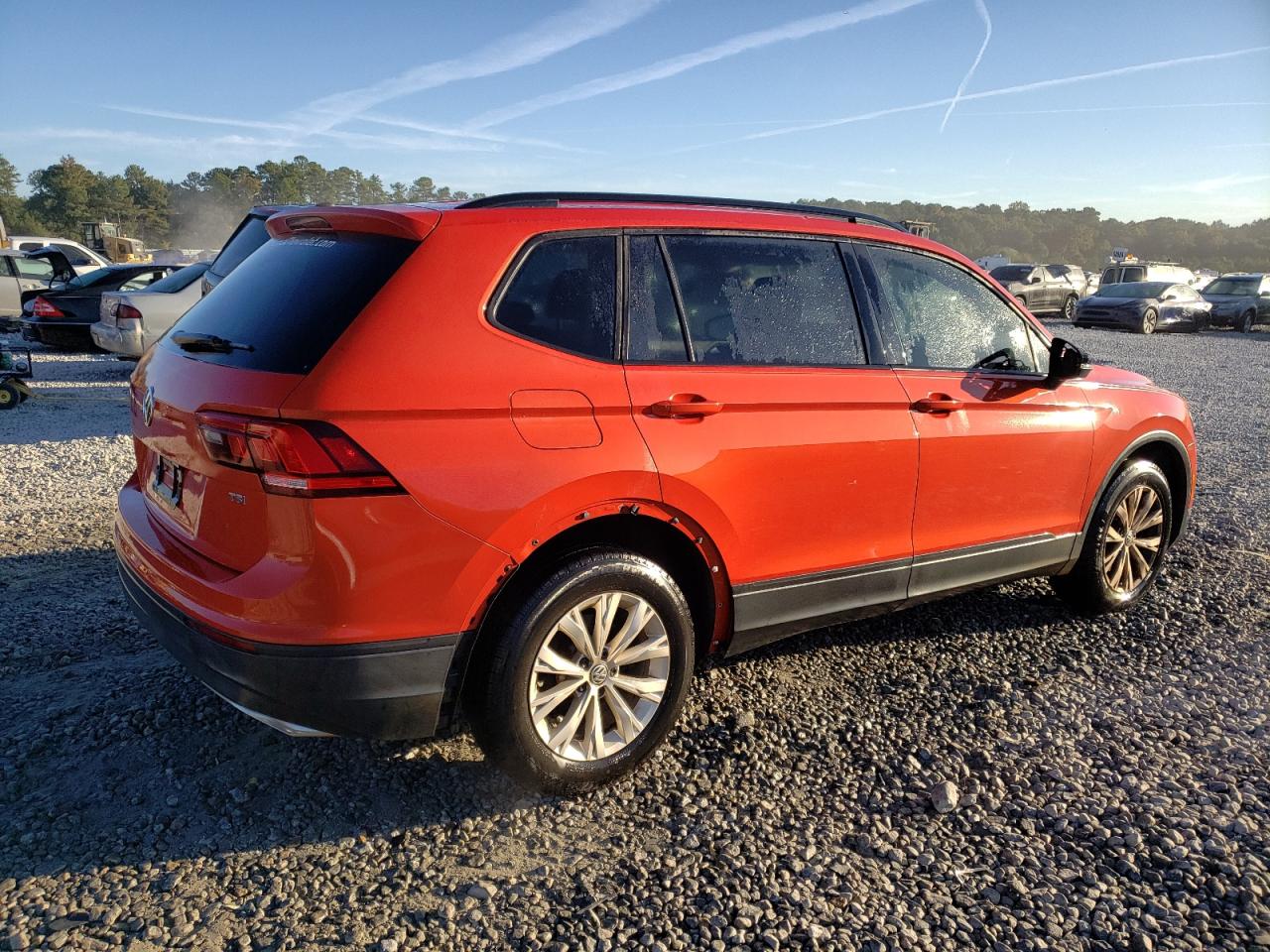 2018 Volkswagen Tiguan VIN 3VV1B7AX7JM029207 Copart auction photo, front end damage thumbnail 3