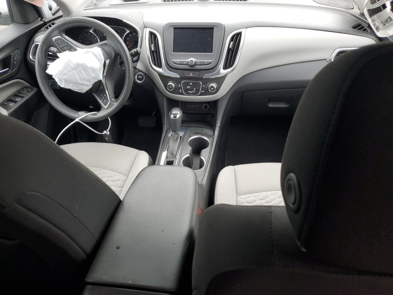 2021 Chevrolet Equinox VIN 2GNAXKEV9M6110484 Copart auction photo, front end / side damage thumbnail 8