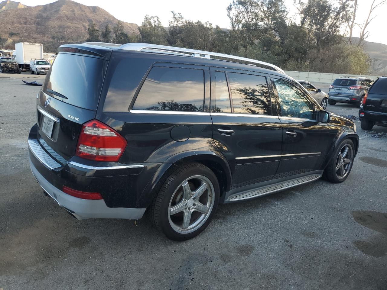 2008 Mercedes-Benz GL-klasse VIN 4JGBF86E78A386877 Copart auction photo, mechanical / minor dent/scratches damage thumbnail 3