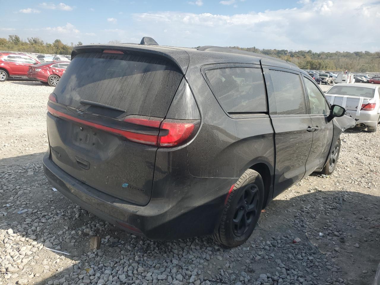 2021 Chrysler Pacifica VIN 2C4RC1R7XMR529357 Copart auction photo, front end damage thumbnail 3