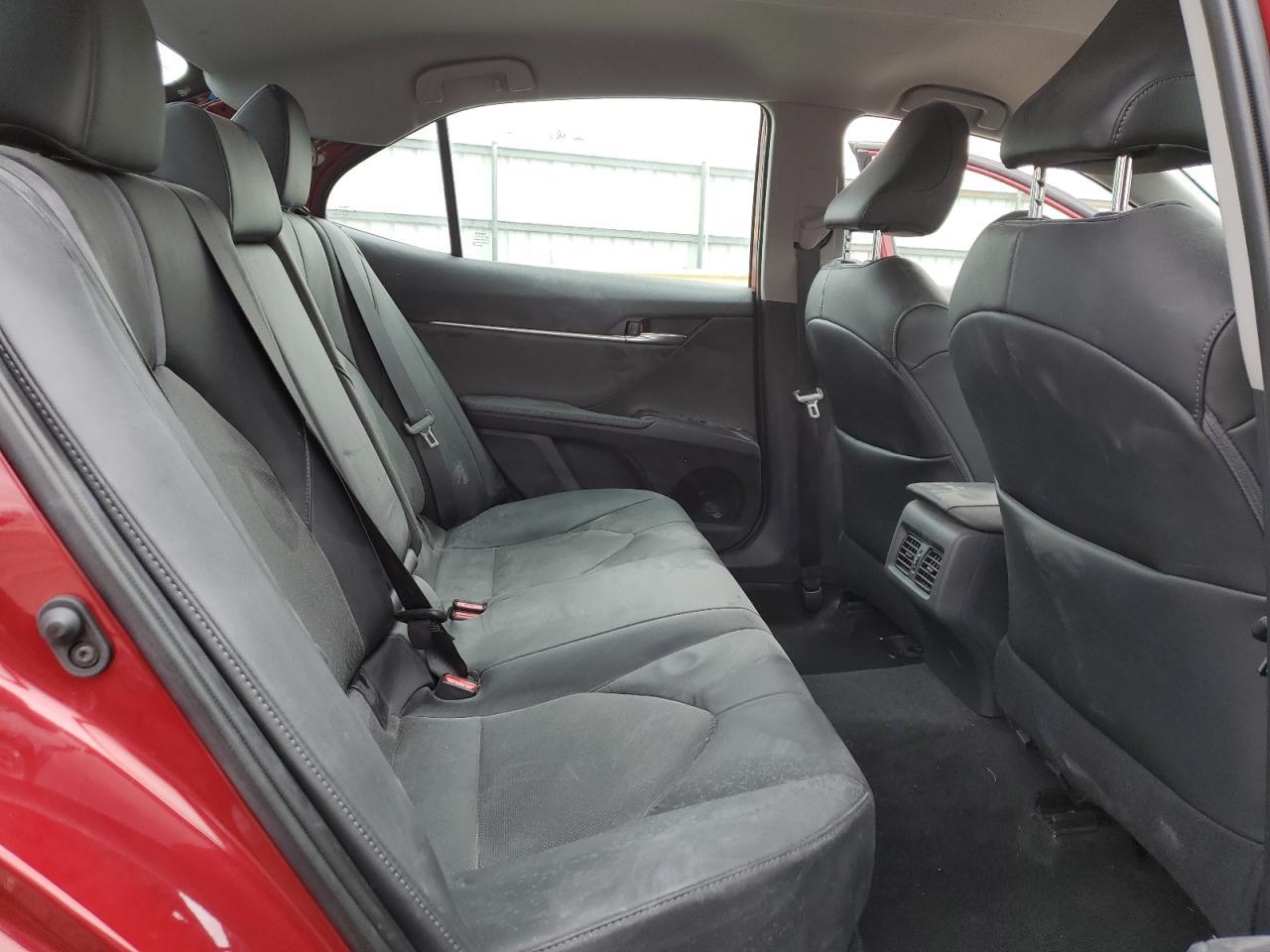 2021 Toyota Camry VIN 4T1F11BKXMU033299 Copart auction photo, front end / minor dent/scratches damage thumbnail 10