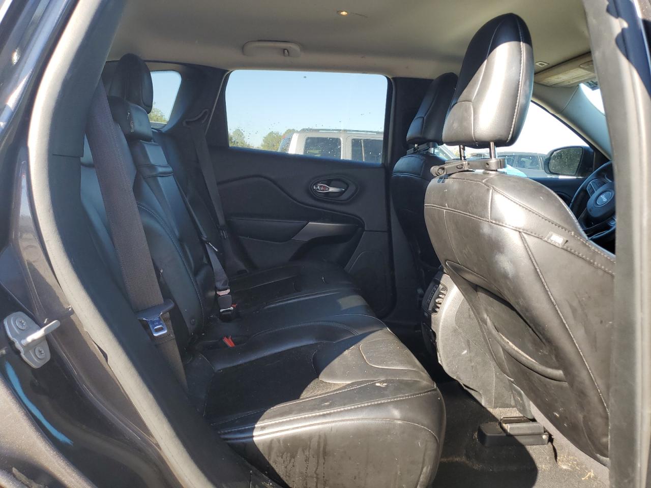 2019 Jeep Grand Cherokee VIN 1C4PJLLB9KD295881 Copart auction photo, front end damage thumbnail 11