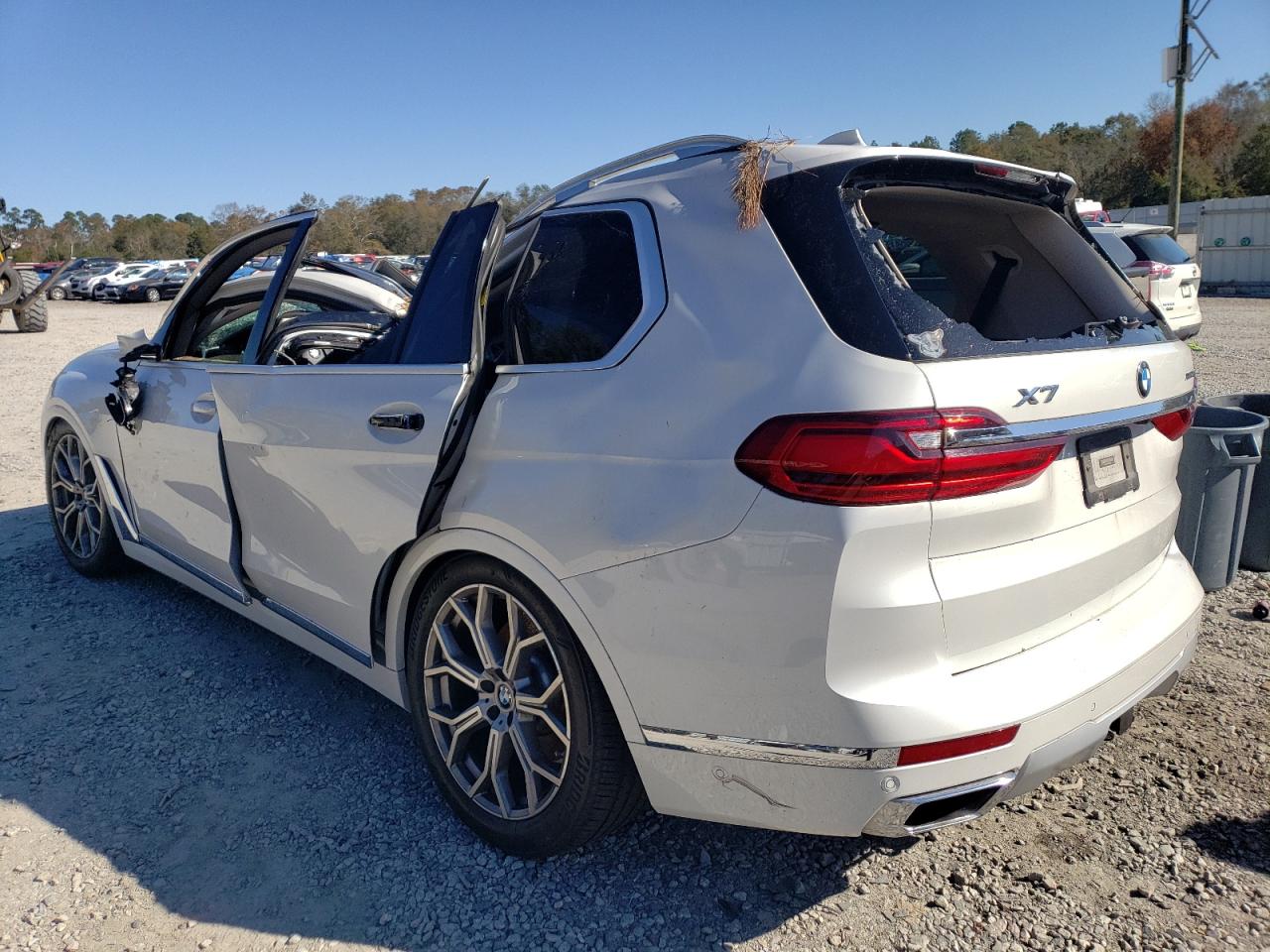 2021 BMW X7 VIN 5UXCW2C04M9E66889 Copart auction photo, all over damage thumbnail 2