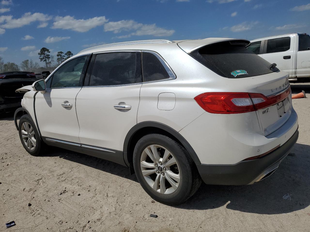 2017 Lincoln MKX VIN 2LMPJ6JR2HBL30261 Copart auction photo, front end / rear end damage thumbnail 2