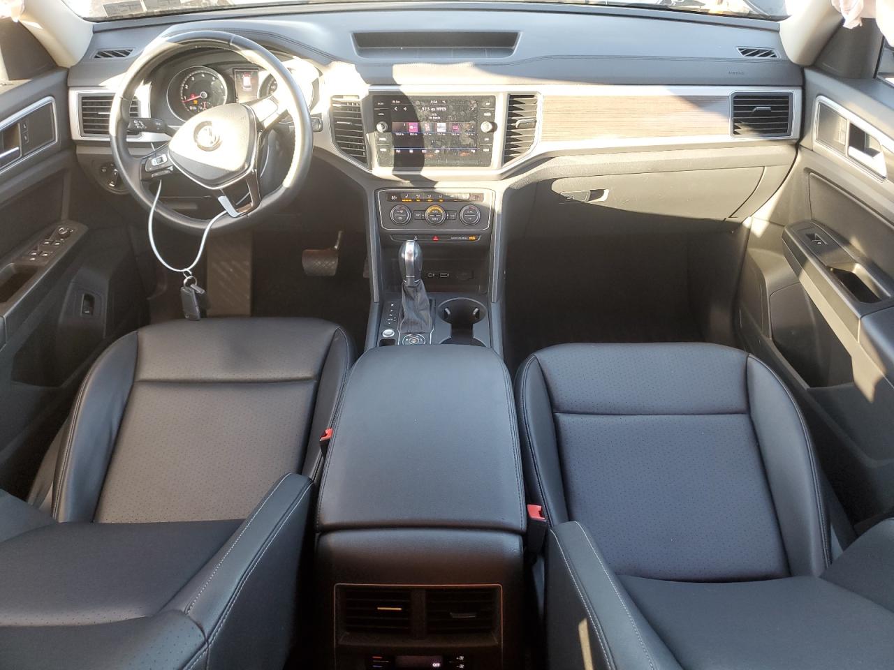 2019 Volkswagen Atlas VIN 1V2UR2CA5KC560085 Copart auction photo, rear end damage thumbnail 8