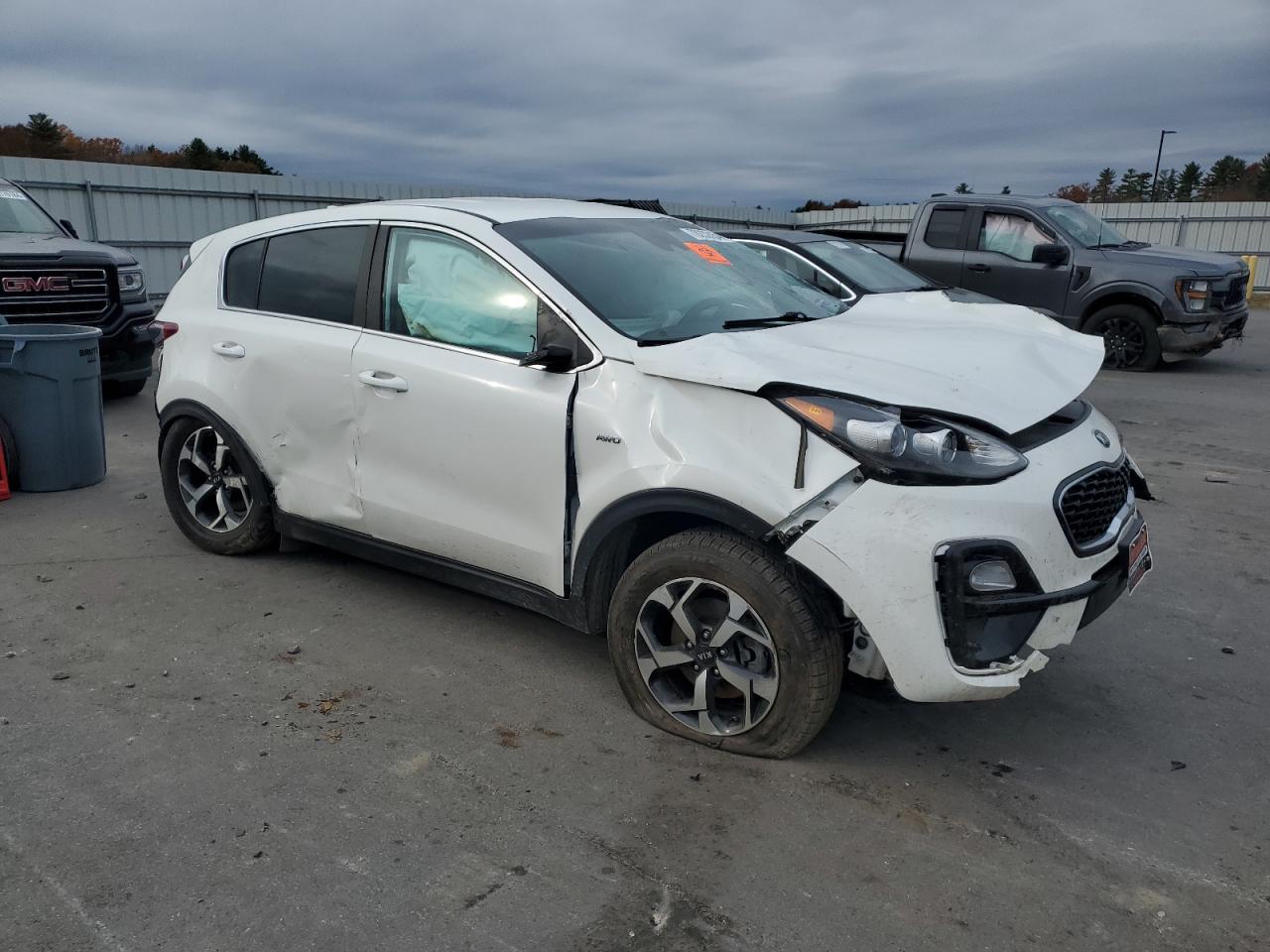 2021 KIA Sportage VIN KNDPMCAC0M7935626 Copart auction photo, all over damage thumbnail 4