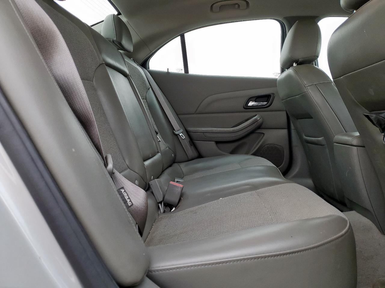 2016 Chevrolet Malibu VIN 1G11C5SA9GF119874 Copart auction photo, minor dent/scratches damage thumbnail 10