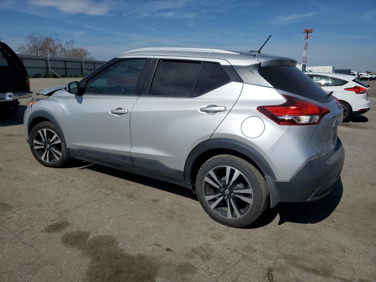 2018 Nissan Kicks VIN 3N1CP5CU1JL510840 Copart auction photo, front end damage thumbnail 2