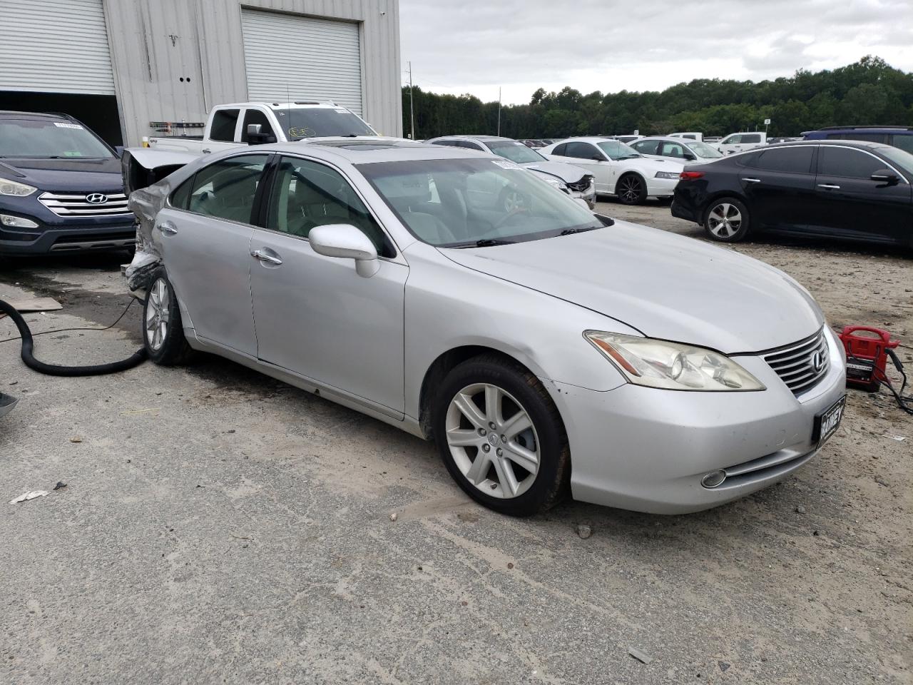 2009 Lexus ES VIN JTHBJ46G892277500 Copart auction photo, rear end / minor dent/scratches damage thumbnail 4