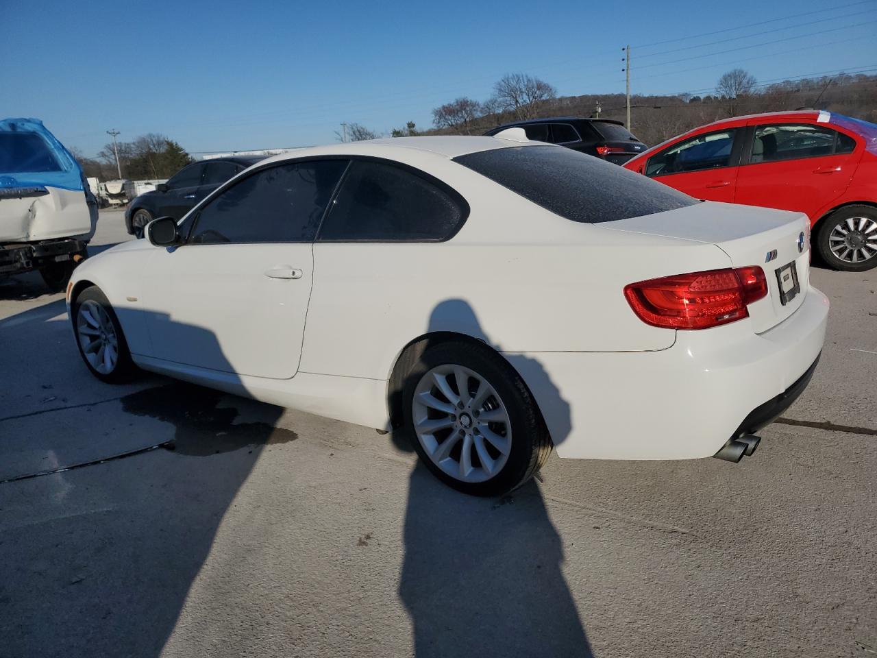 2011 BMW 3er VIN WBAKF3C55BE793265 Copart auction photo, normal wear / water/flood damage thumbnail 2