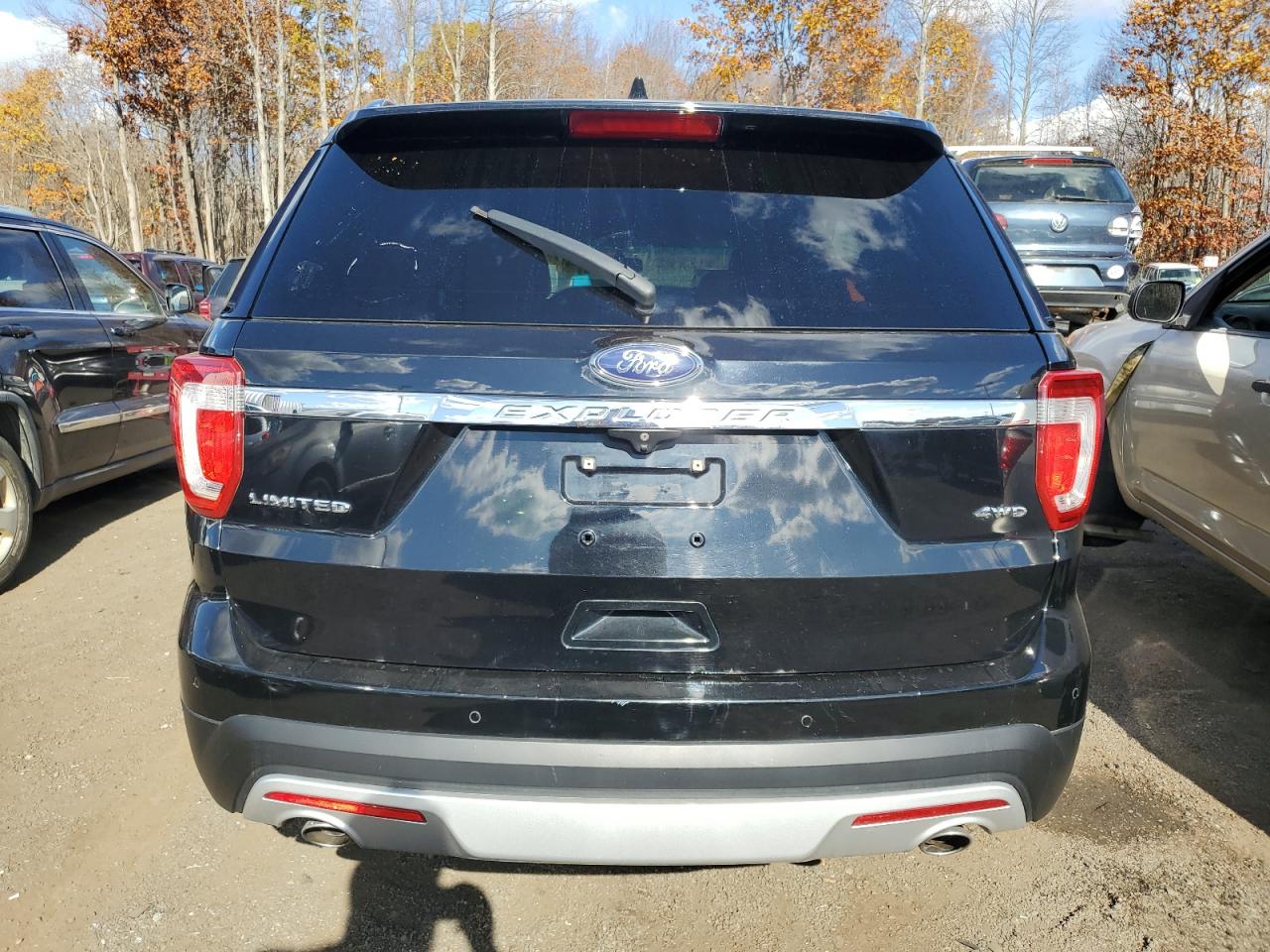 2016 Ford Explorer VIN 1FM5K8F80GGA45691 Copart auction photo, minor dent/scratches damage thumbnail 6