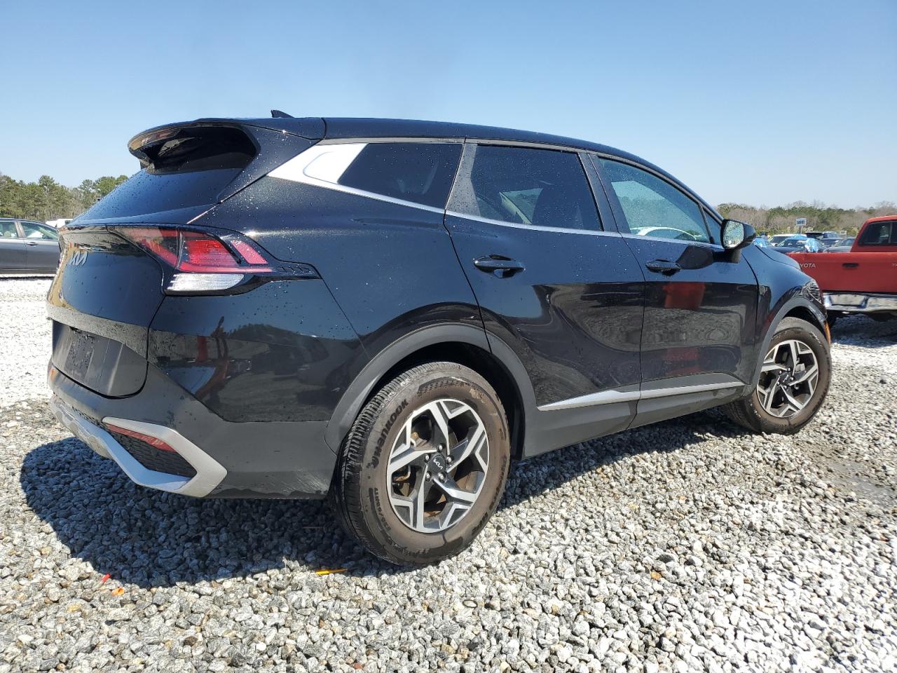 2024 KIA Sportage VIN KNDPU3DF7R7217486 Copart auction photo, front end damage thumbnail 3