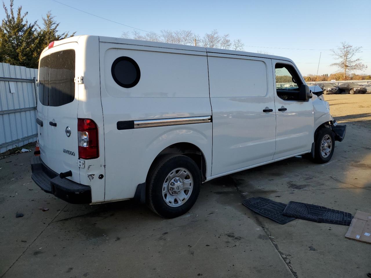 2017 Nissan NV VIN 1N6BF0KMXHN810738 Copart auction photo, front end damage thumbnail 3