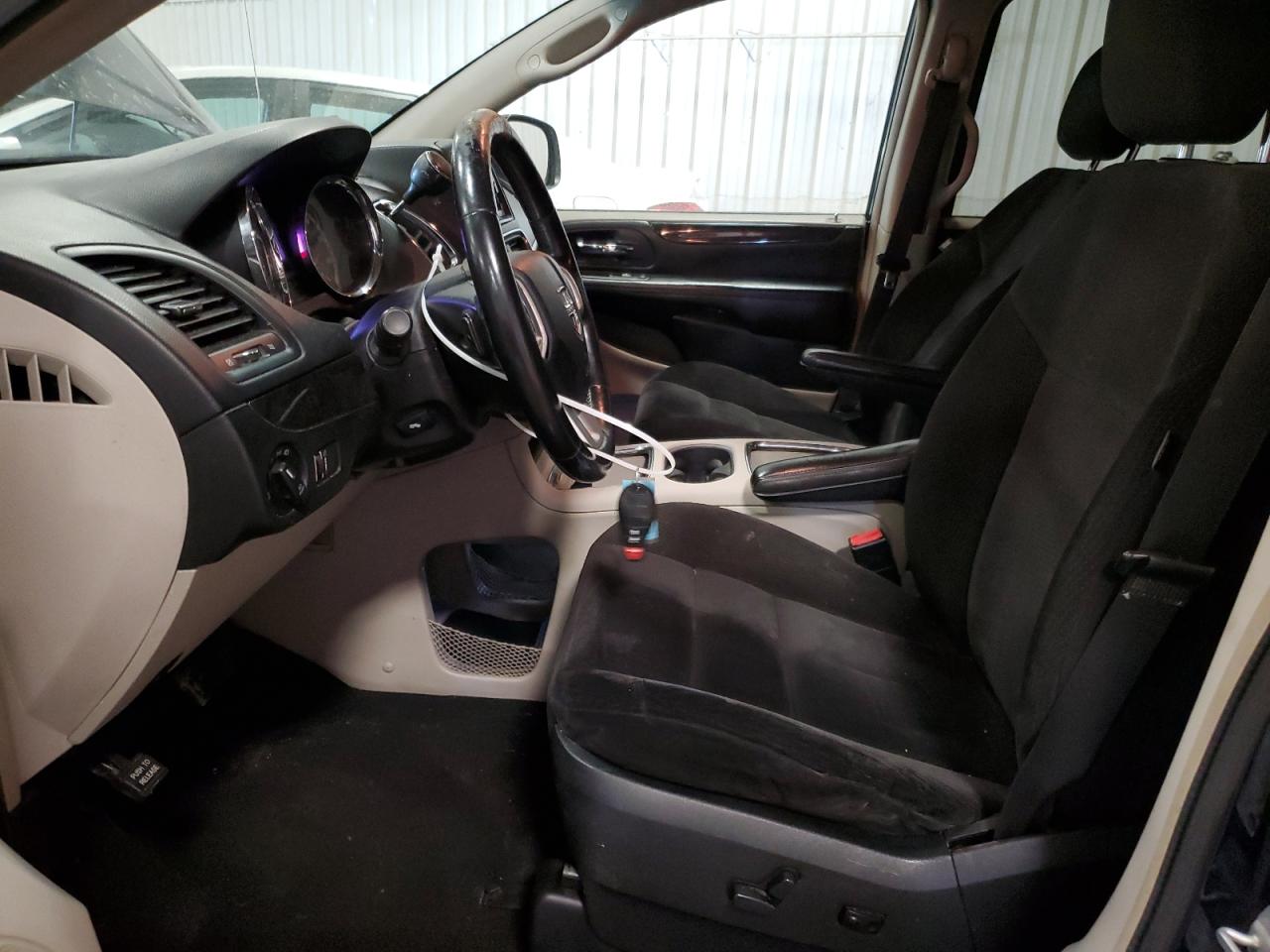 2014 Dodge Caravan VIN 2C4RDGDG3ER401356 Copart auction photo, side / front end damage thumbnail 7