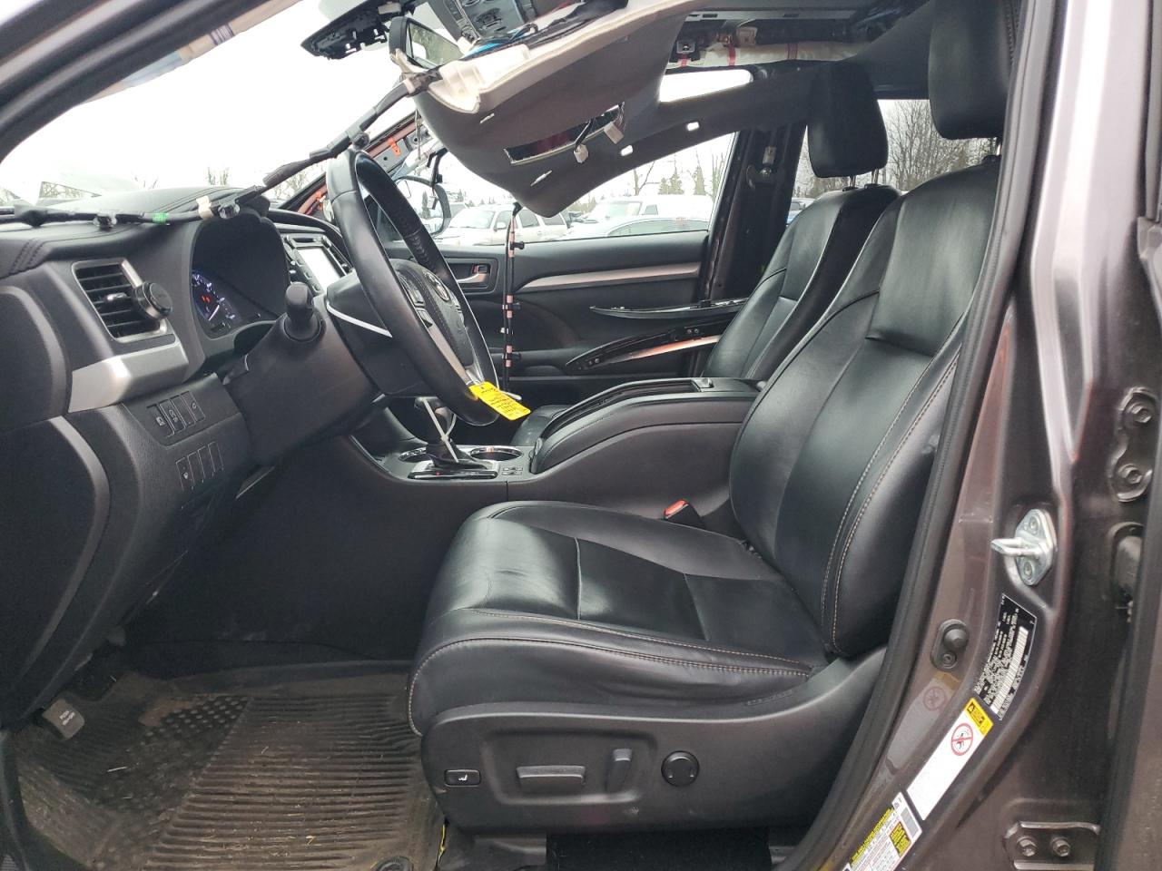 2019 Toyota Highlander VIN 5TDJZRFH3KS956214 Copart auction photo, top/roof / stripped damage thumbnail 7