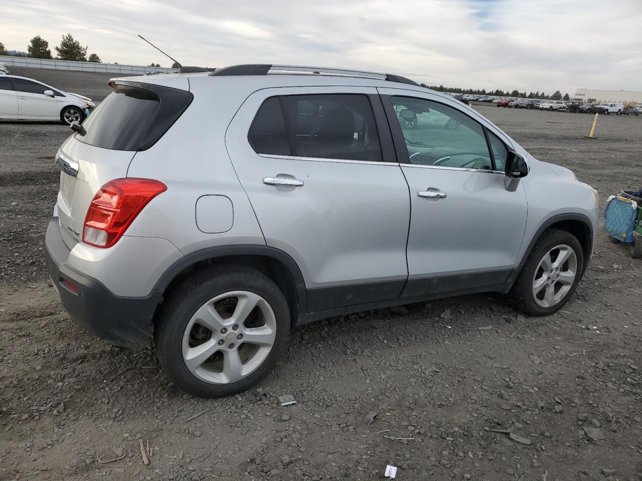2015 Chevrolet Trax VIN 3GNCJTSB7FL228624 Copart auction photo, mechanical damage thumbnail 3