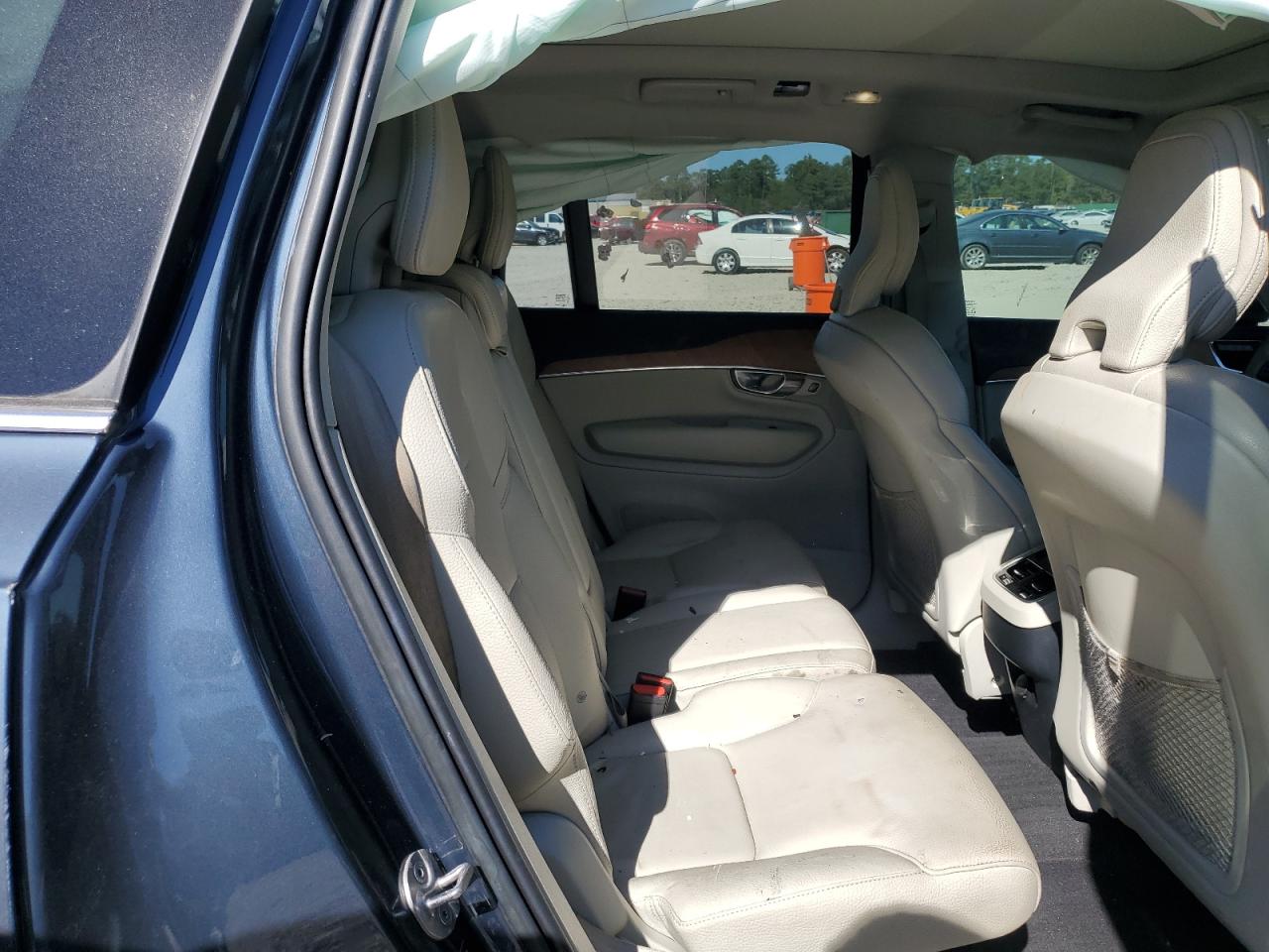 2022 Volvo XC90 VIN YV4102CK4N1845770 Copart auction photo, rear end damage thumbnail 12