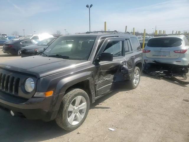 2014 Jeep Liberty (Patriot) VIN 1C4NJRFB9ED833439 Copart auction photo, side / front end damage thumbnail 11