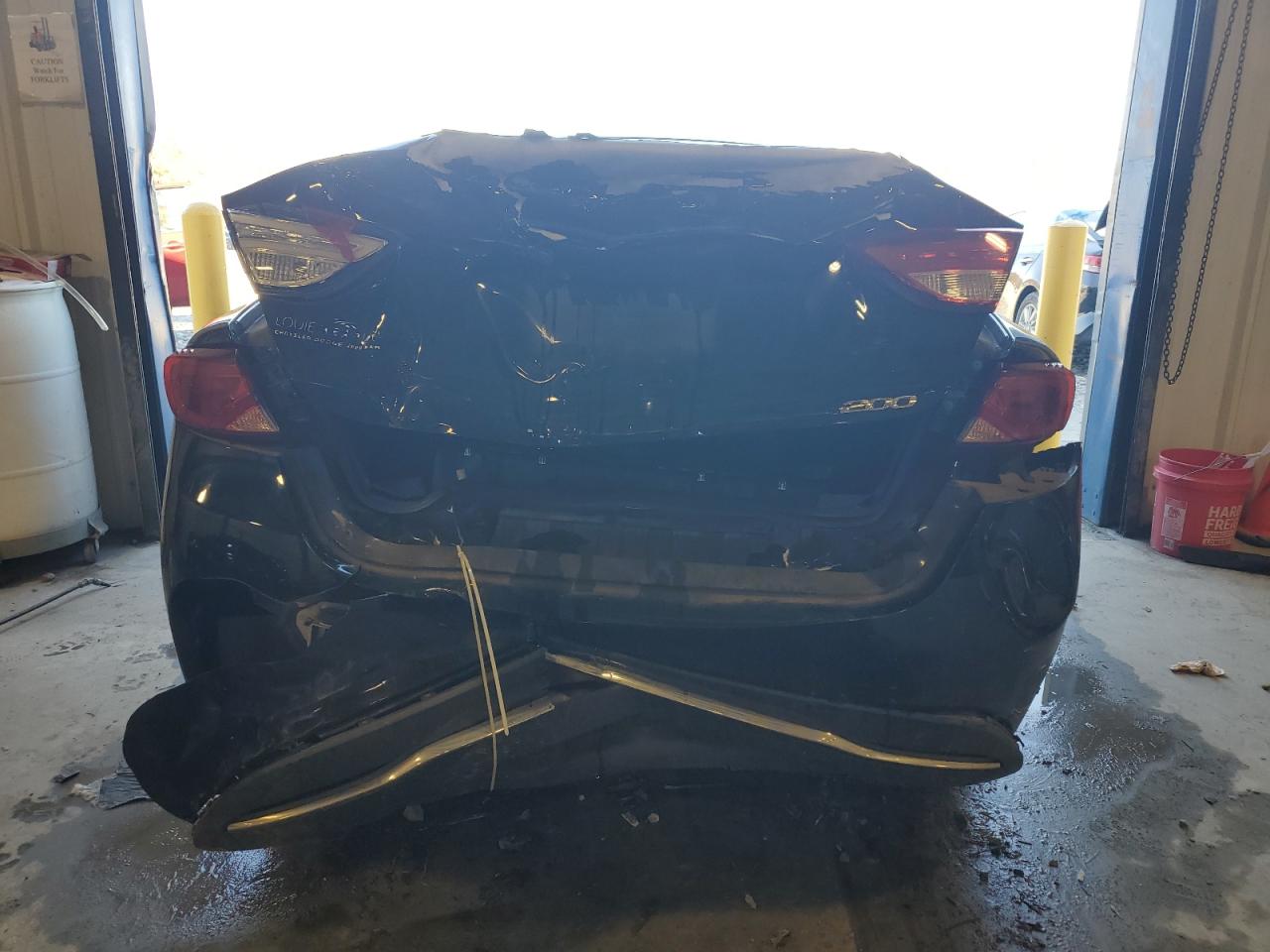 2015 Chrysler 200 VIN 1C3CCCAB9FN696962 Copart auction photo, rear end damage thumbnail 6