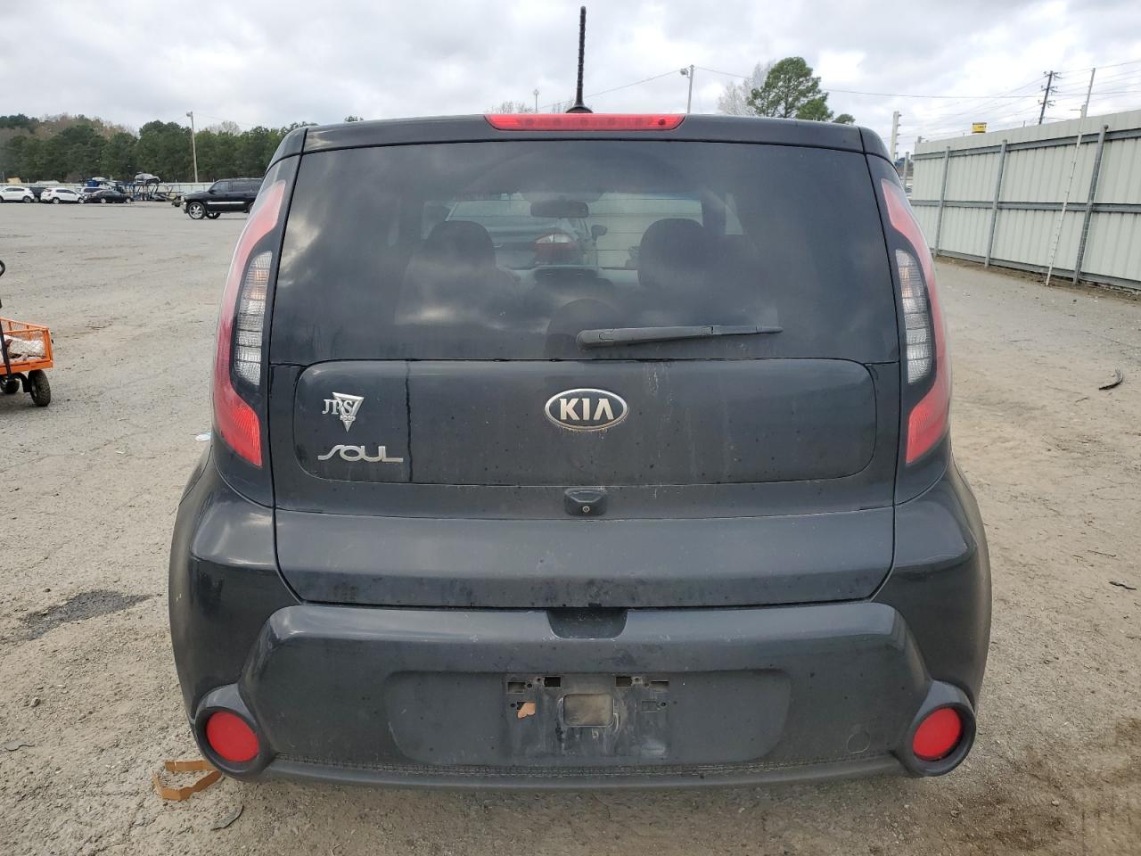 2016 KIA Soul VIN KNDJP3A57G7330585 Copart auction photo, front end / minor dent/scratches damage thumbnail 6