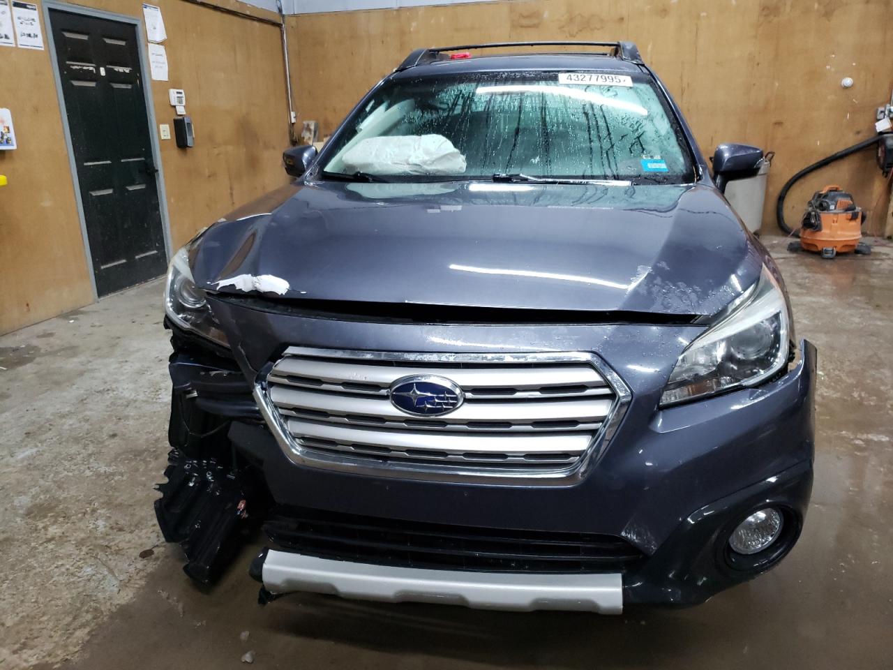 2016 Subaru Outback VIN 4S4BSANC7G3322019 Copart auction photo, front end / minor dent/scratches damage thumbnail 5