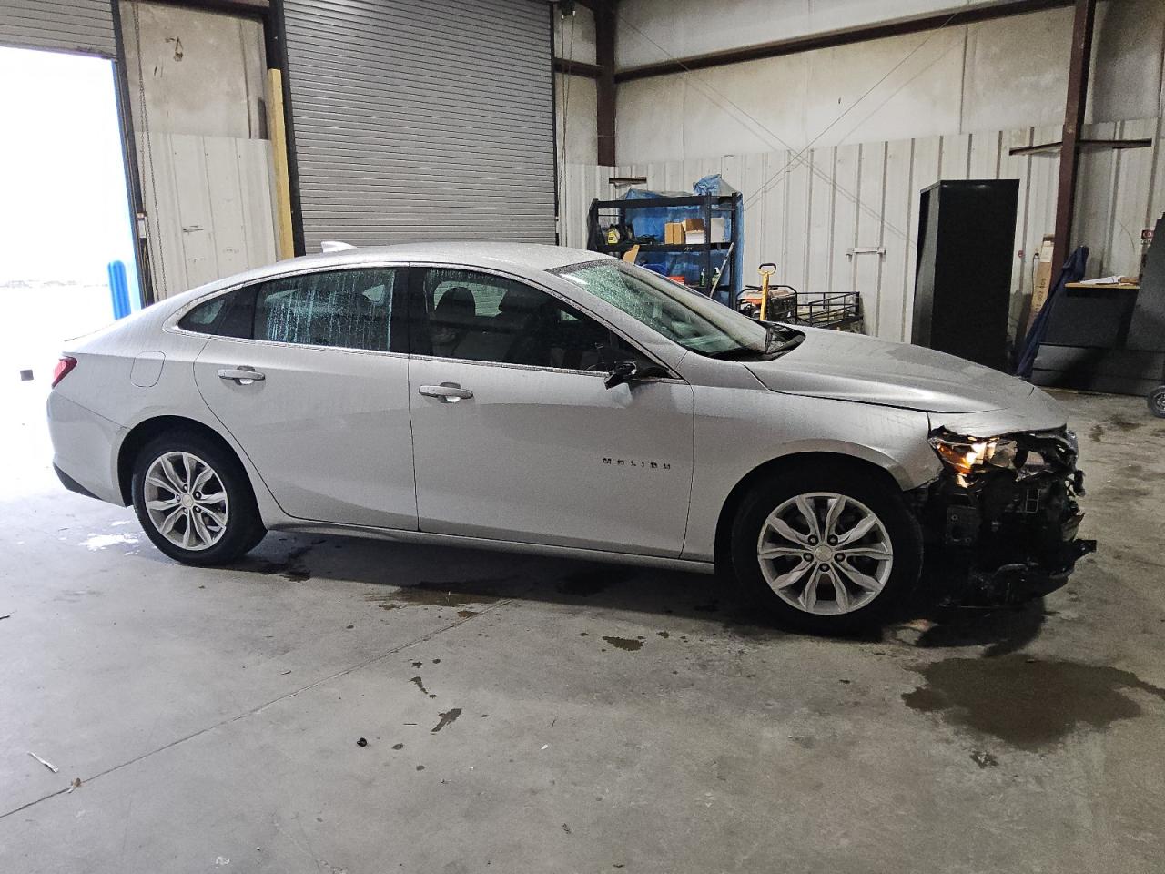 2022 Chevrolet Malibu VIN 1G1ZD5ST8NF174444 Copart auction photo, front end damage thumbnail 4
