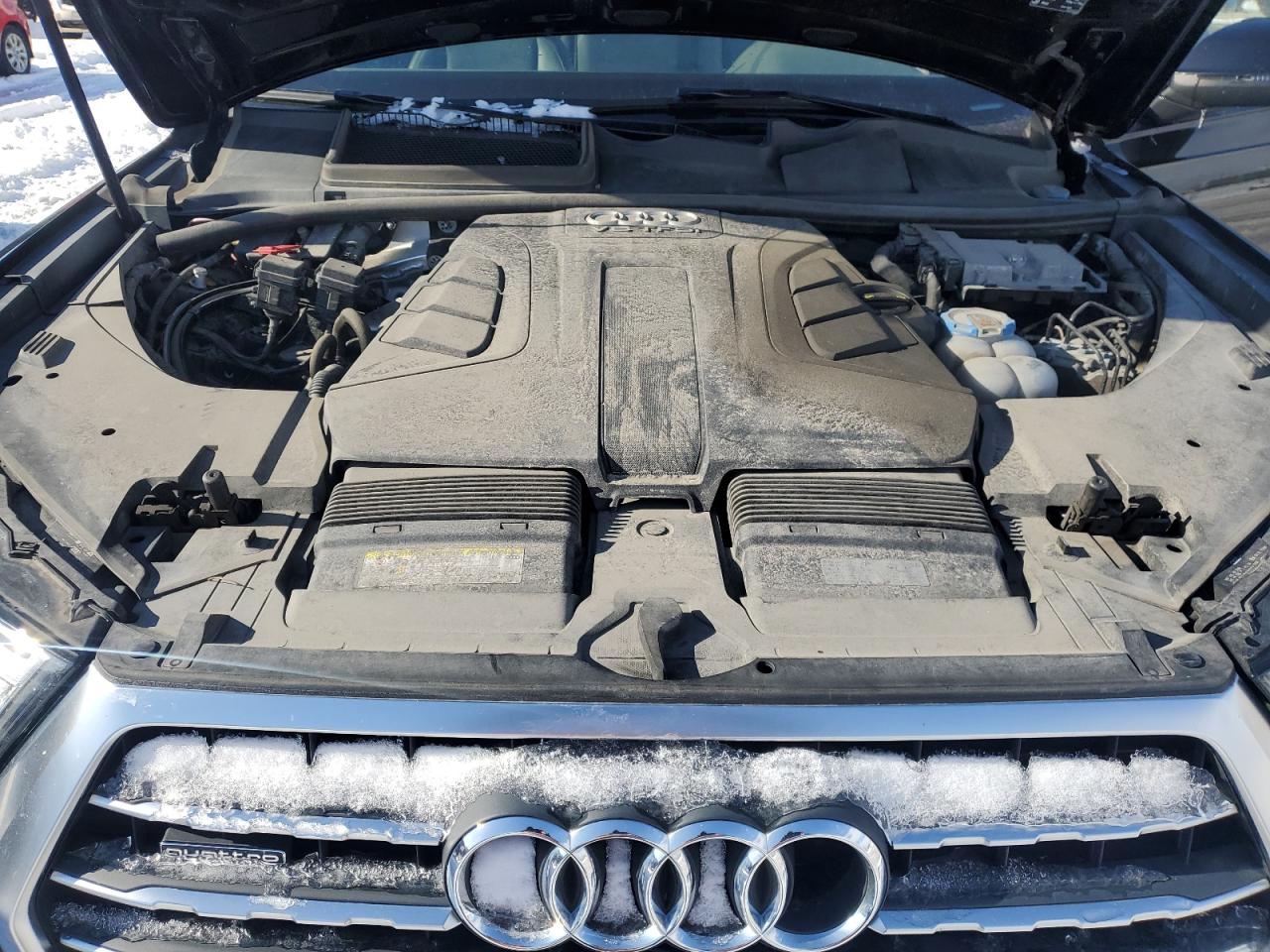 2017 Audi Q7 VIN WA1AAAF71HD022082 Copart auction photo, vandalism / minor dent/scratches damage thumbnail 12
