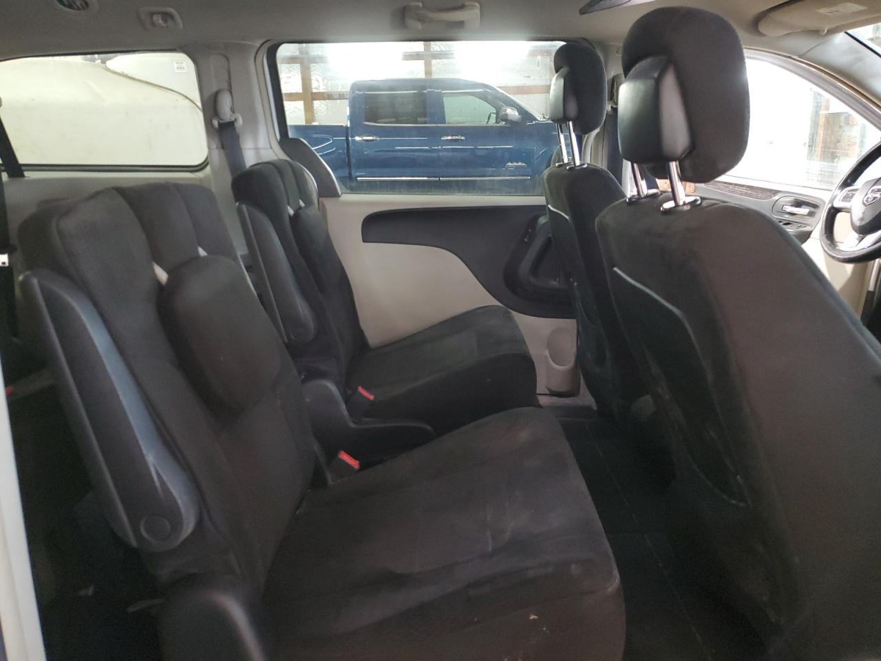 2012 Dodge Caravan VIN 2C4RDGDG4CR114136 Copart auction photo, front end / minor dent/scratches damage thumbnail 11