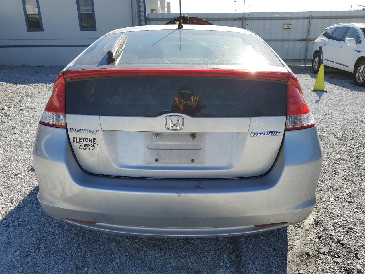 2011 Honda Insight VIN JHMZE2H56BS012261 Copart auction photo, undercarriage / minor dent/scratches damage thumbnail 6