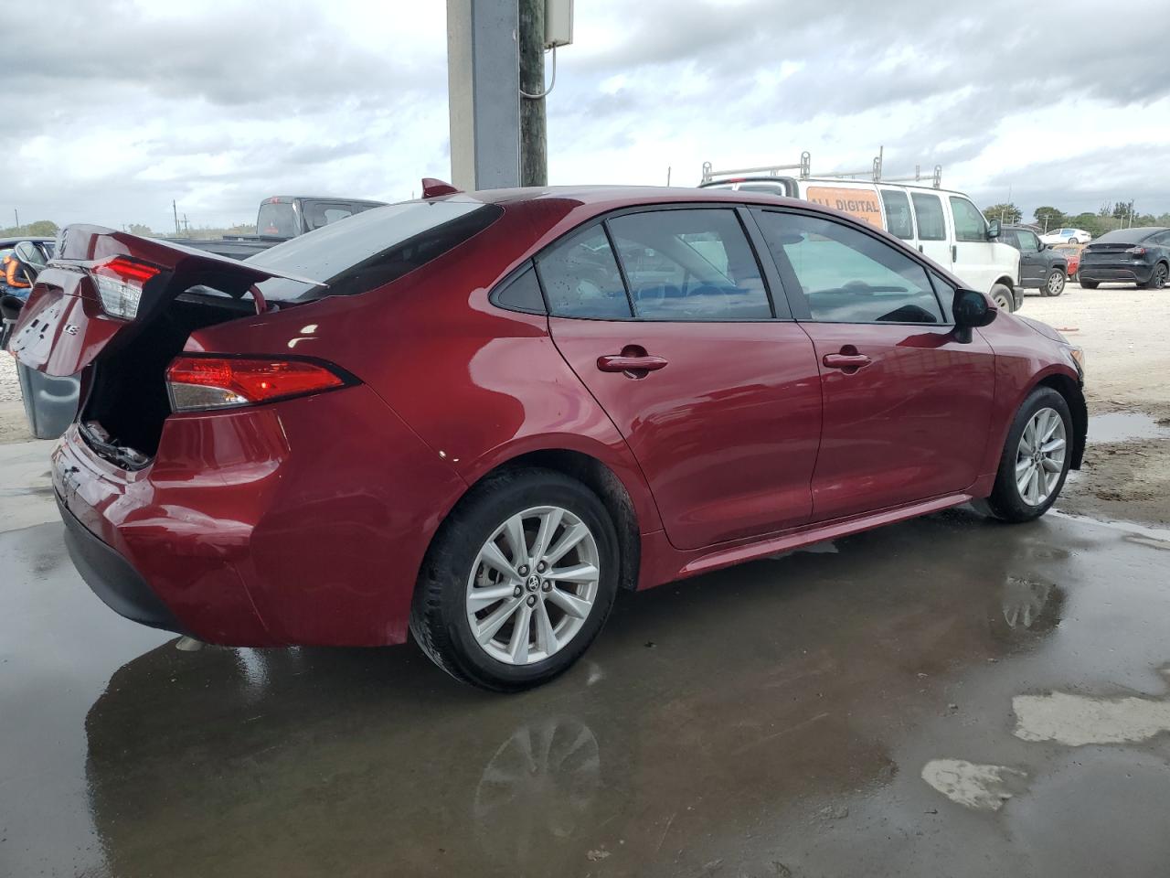 2024 Toyota Corolla VIN 5YFB4MDE0RP105733 Copart auction photo, water/flood / front end damage thumbnail 3