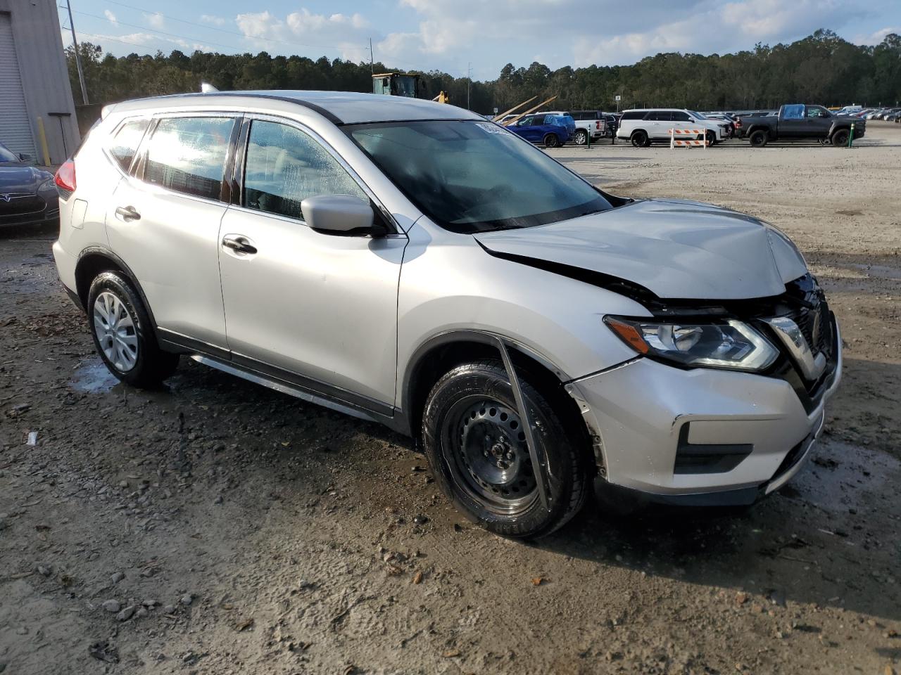 2018 Nissan Rogue VIN JN8AT2MV2JW314815 Copart auction photo, front end damage thumbnail 4