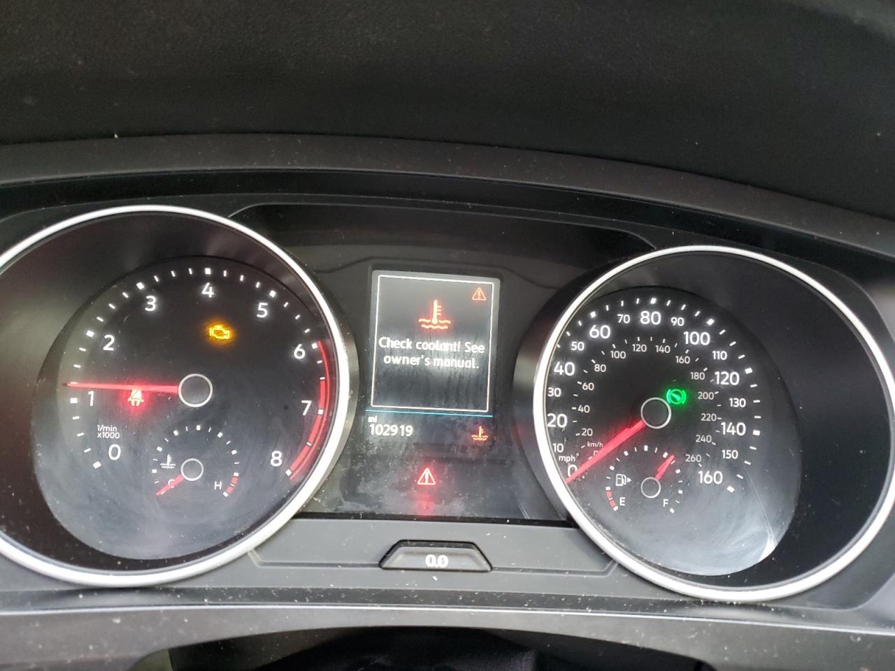 2018 Volkswagen Tiguan VIN 3VV3B7AX3JM031755 Copart auction photo, front end damage thumbnail 9