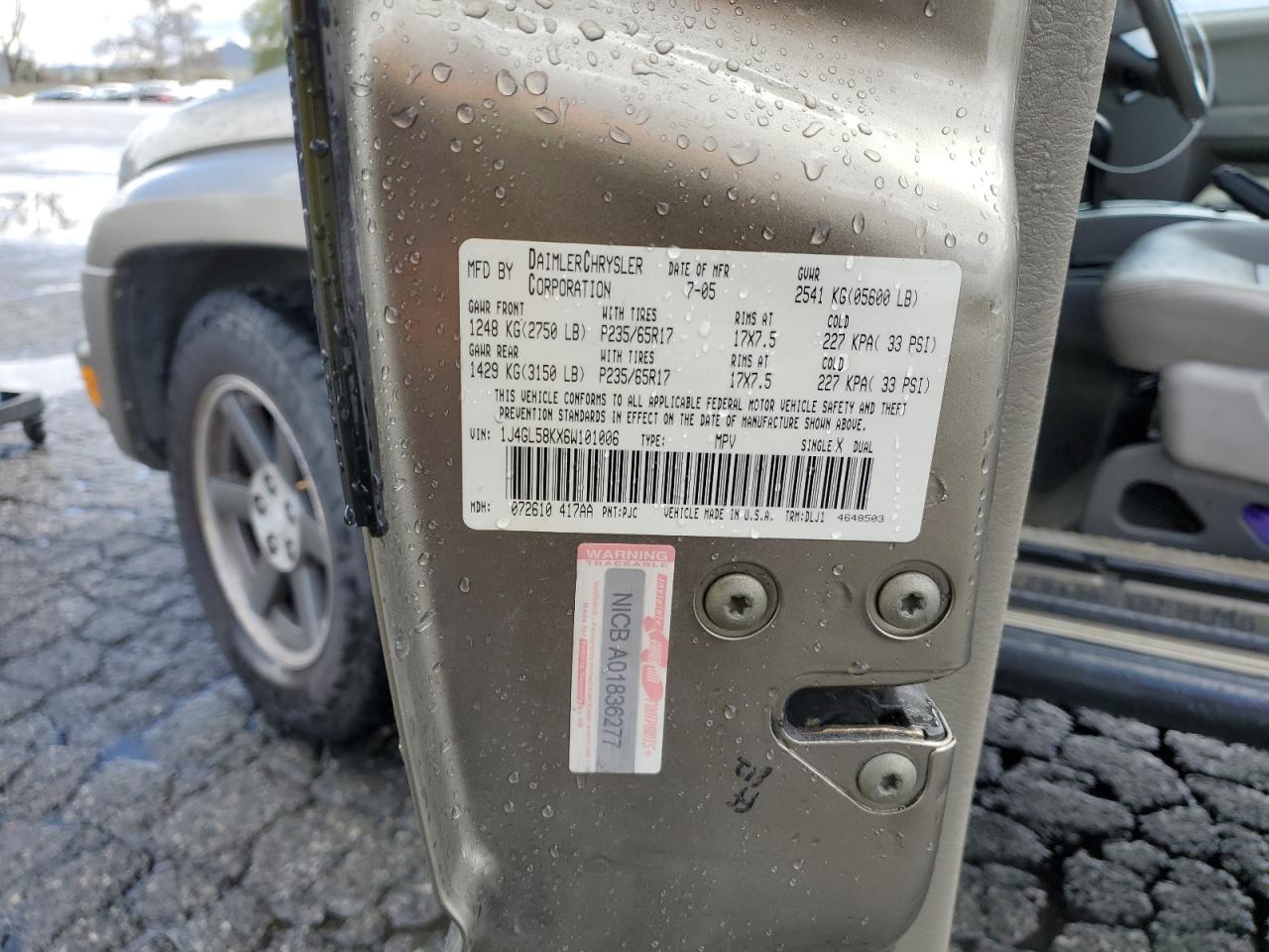 2006 Jeep Liberty (North America) VIN 1J4GL58KX6W101006 Copart auction photo, rear end damage thumbnail 14