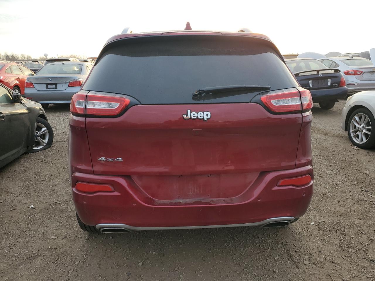 2017 Jeep Cherokee VIN 1C4PJMJS2HW580993 Copart auction photo, front end damage thumbnail 6