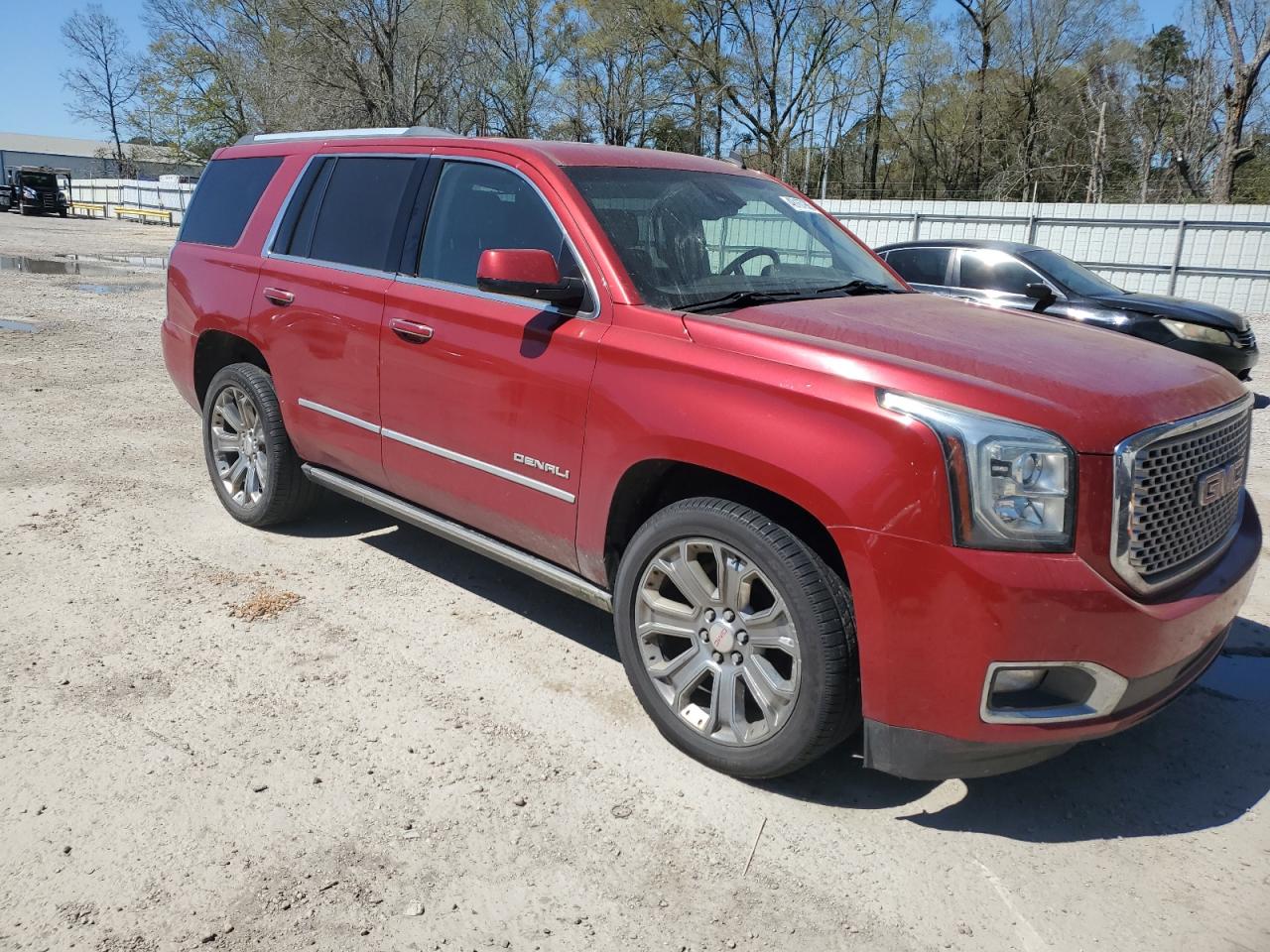 2015 GMC Yukon VIN 1GKS2CKJ3FR169285 Copart auction photo, minor dent/scratches damage thumbnail 4