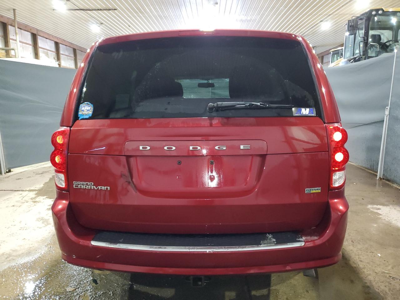 2016 Dodge Caravan VIN 2C4RDGBG4GR209708 Copart auction photo, minor dent/scratches damage thumbnail 6