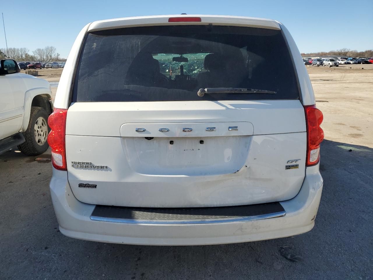 2018 Dodge Caravan VIN 2C4RDGEG4JR146578 Copart auction photo, front end damage thumbnail 6