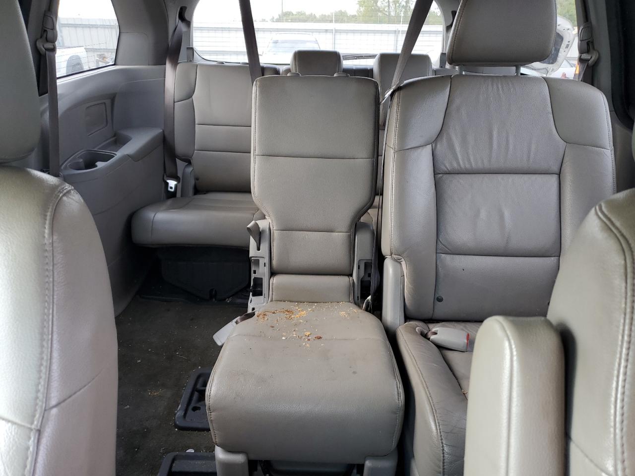 2011 Honda Odyssey VIN 5FNRL5H62BB101095 Copart auction photo, rear end damage thumbnail 10