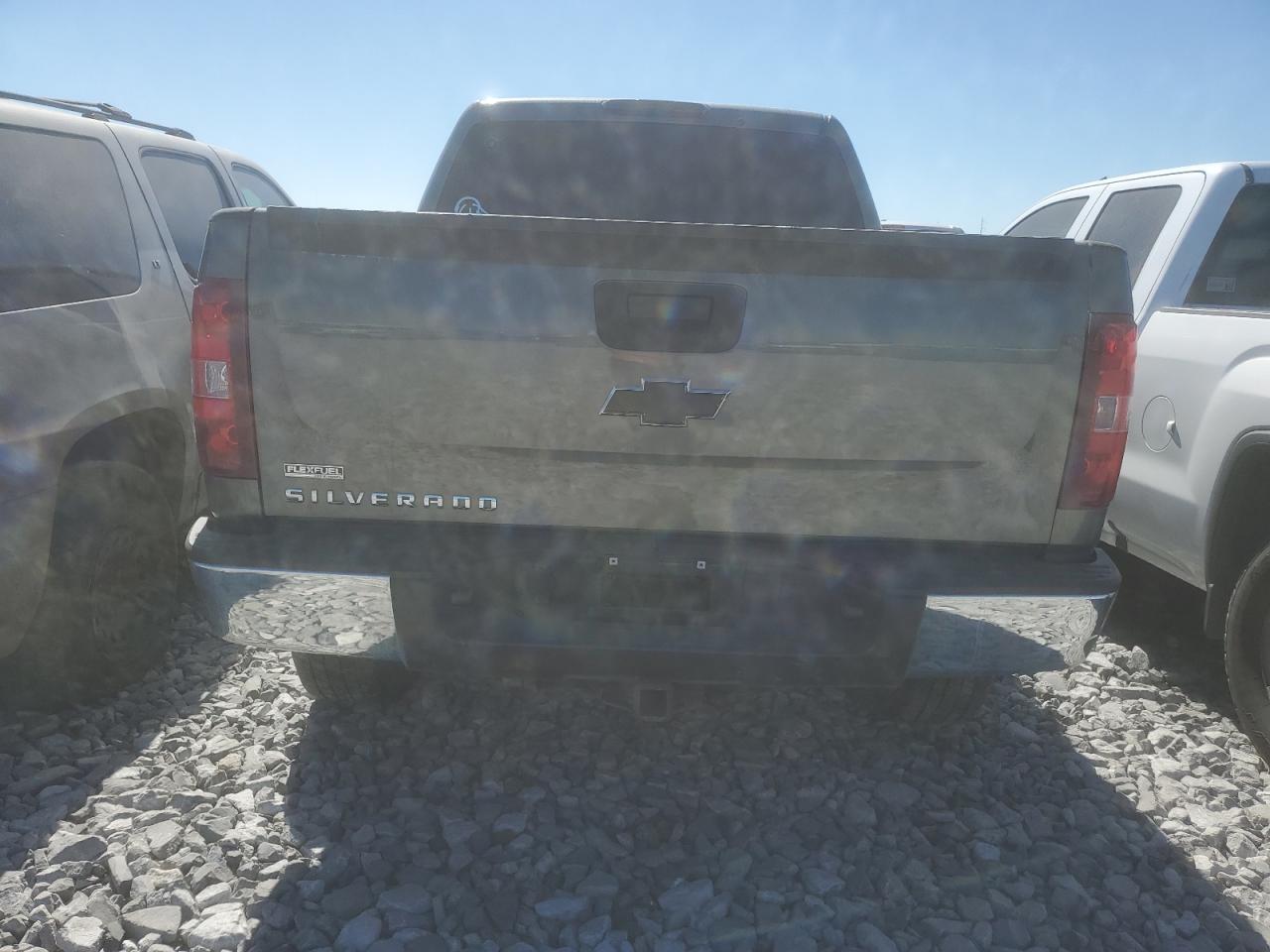 2011 Chevrolet Silverado VIN 3GCPCREAXBG307170 Copart auction photo, front end damage thumbnail 6